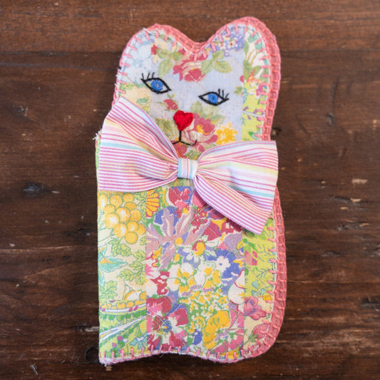 Garden Collage Patchwork Cat Sewing Kit