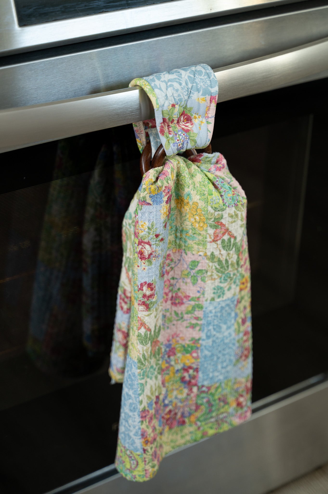 Garden Collage Patchwork Tea Towel + Set Of 3 Wooden Loop Hangers