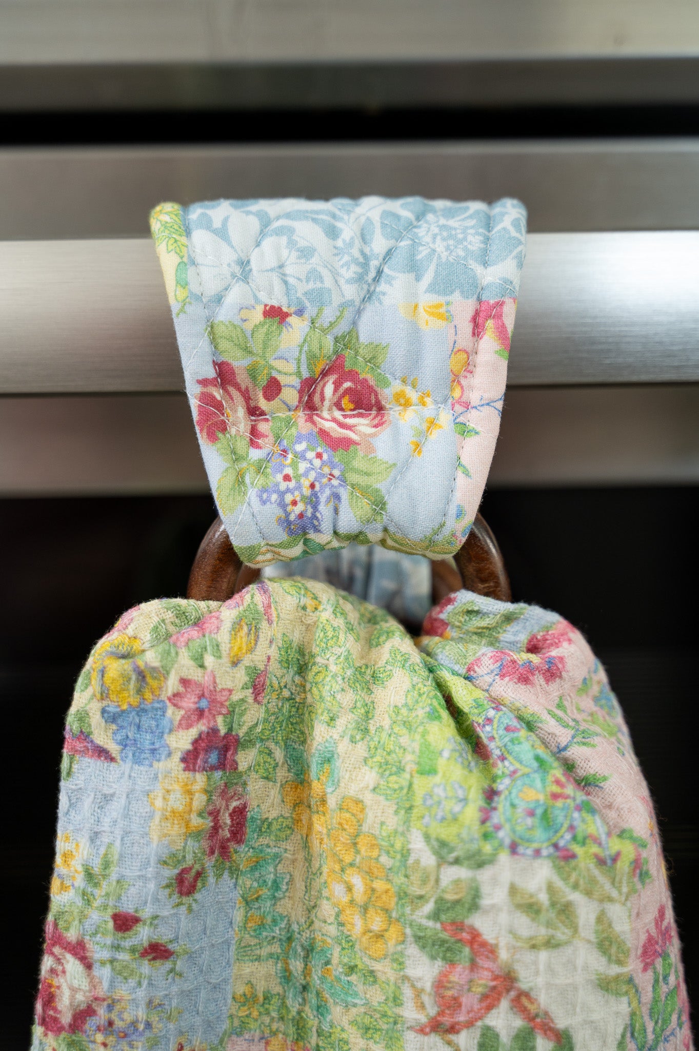 Garden Collage Patchwork Tea Towel + Set Of 3 Wooden Loop Hangers