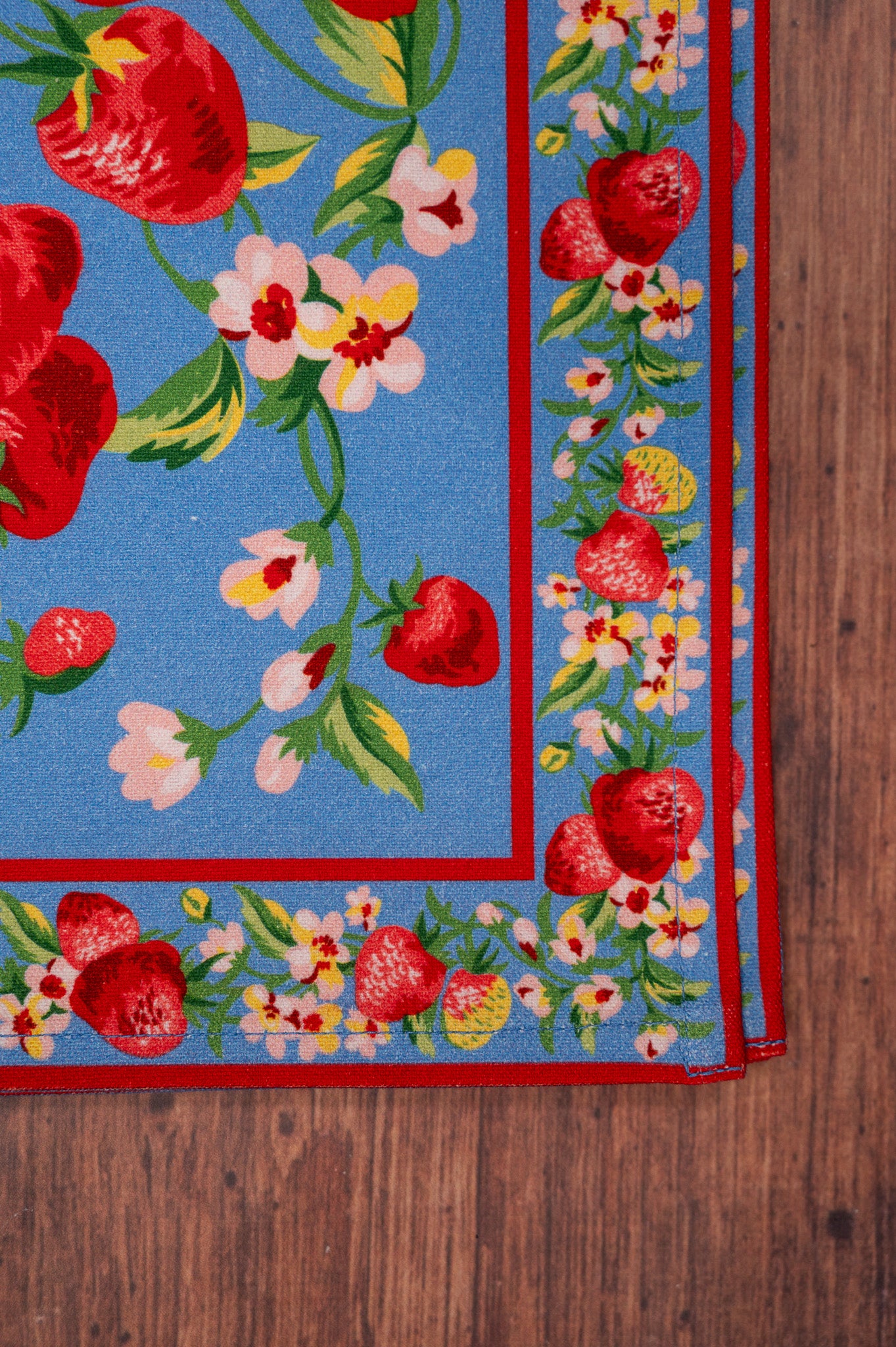 Strawberry Magic Placemats, Set of 4