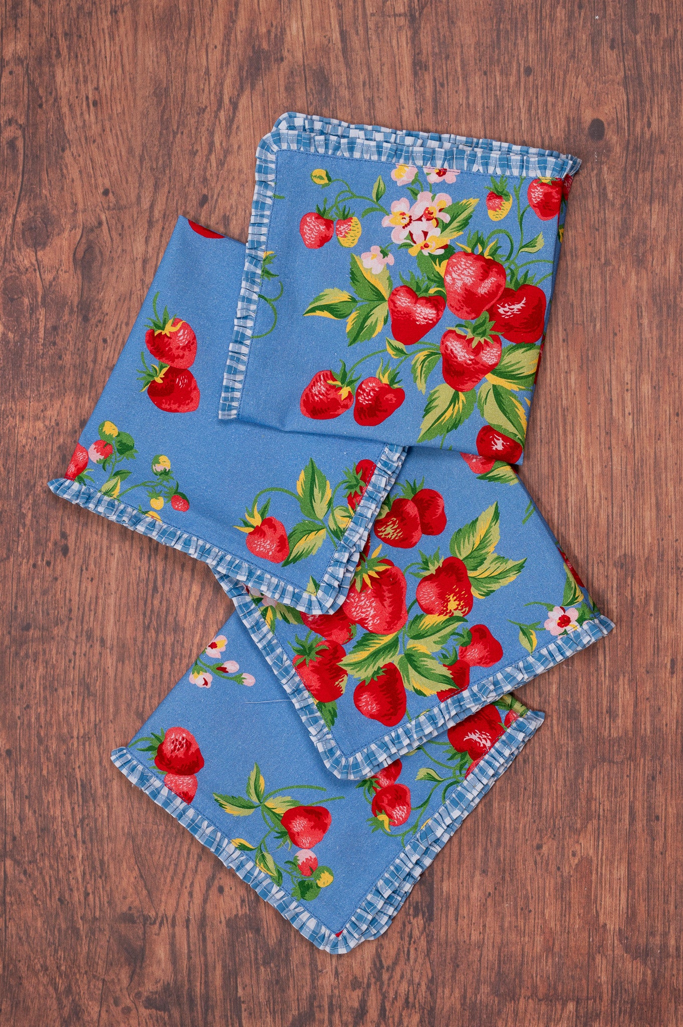 Strawberry Magic Ruffle Napkins, Set of 4