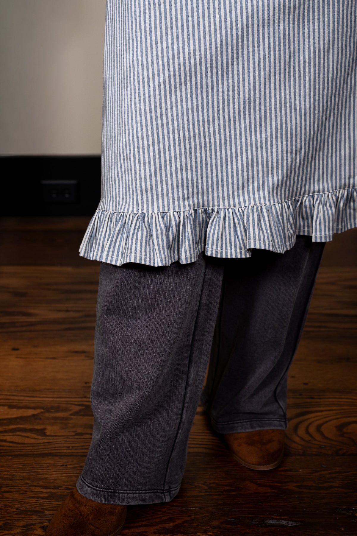 Homestead Stripe Apron with Ruffled Hem