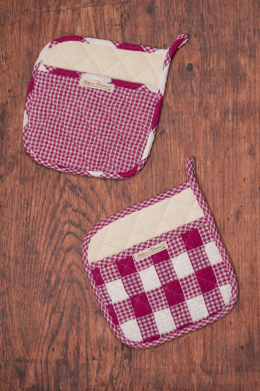 Prairie Essentials Pocket Potholders in Berry Plaid, Set of 2