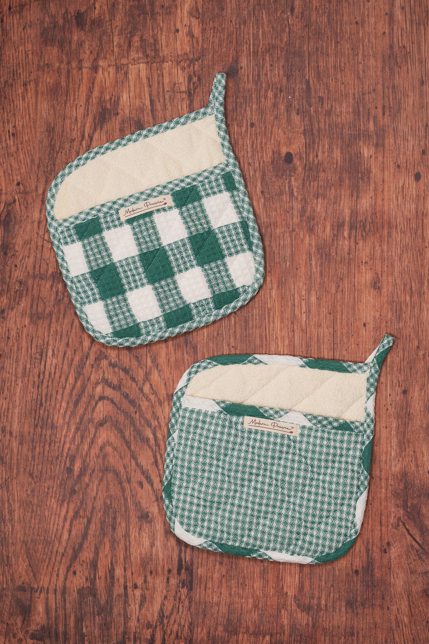 Prairie Essentials Pocket Potholders in Green Plaid, Set of 2