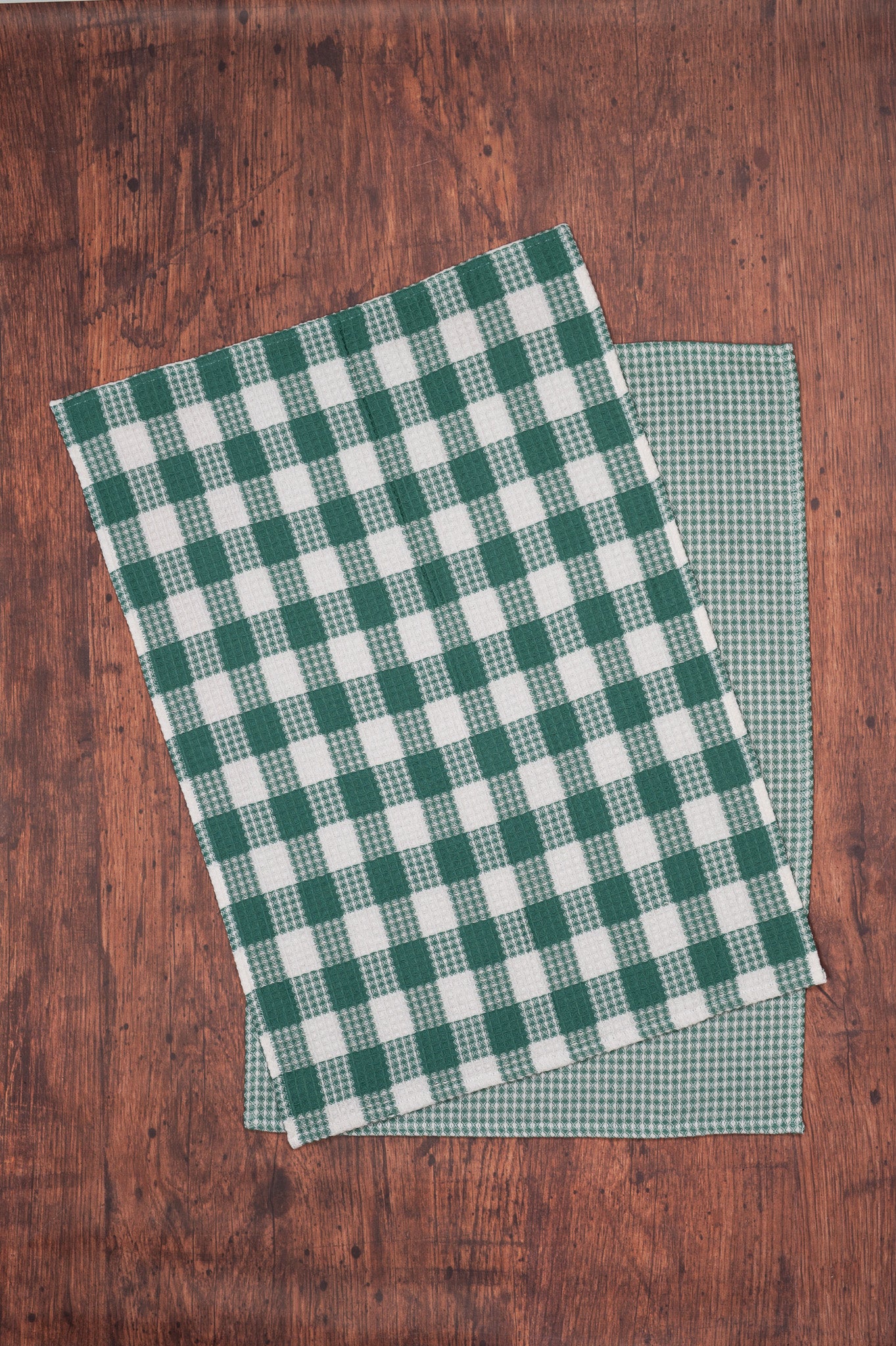 Prairie Essentials Honeycomb Tea Towel in Green Plaid, Set of 2