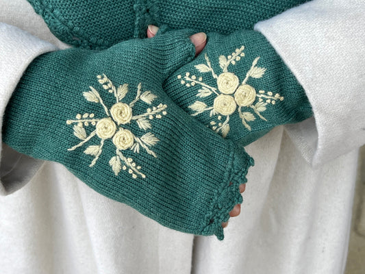 Belle Fingerless Gloves in Sage