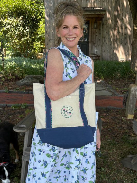Prairie Essentials Tote Bag in Navy