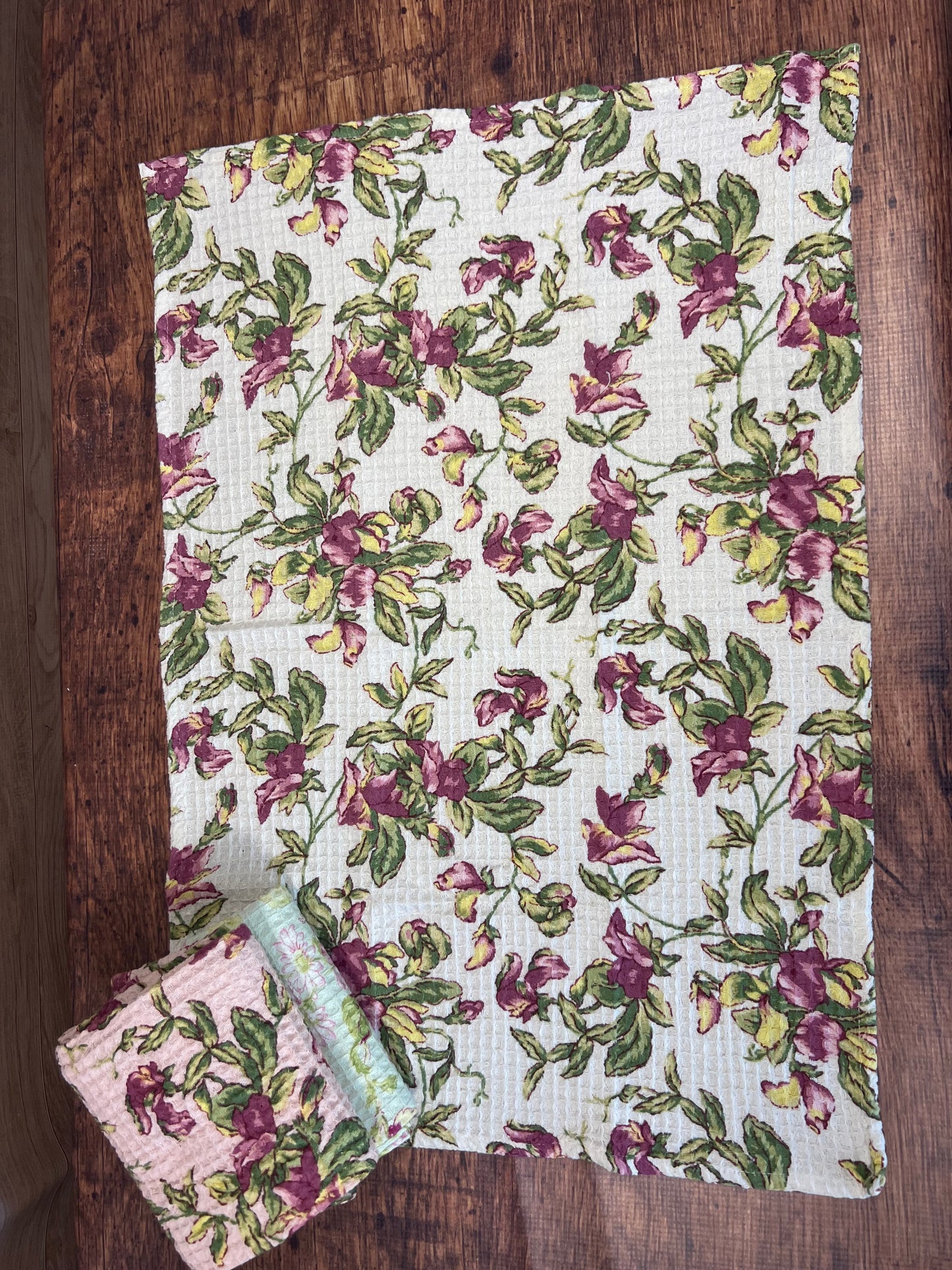 Sweet Pea Patchwork Tea Towel Bundles, Set of 3