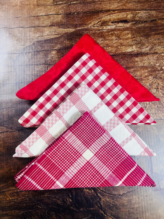 Around The Table Napkins, Set of 4