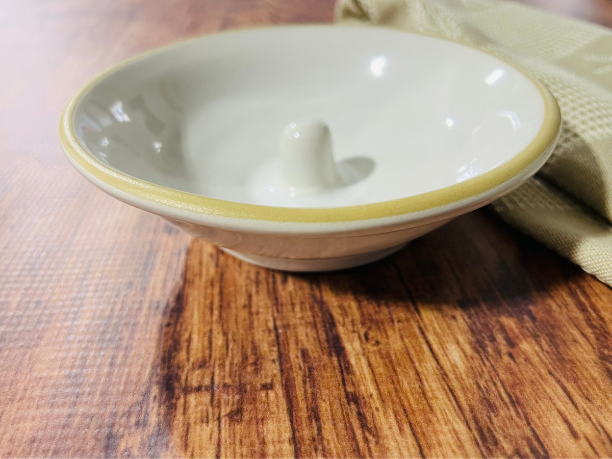 The Brookline Apple Baker in Ivory