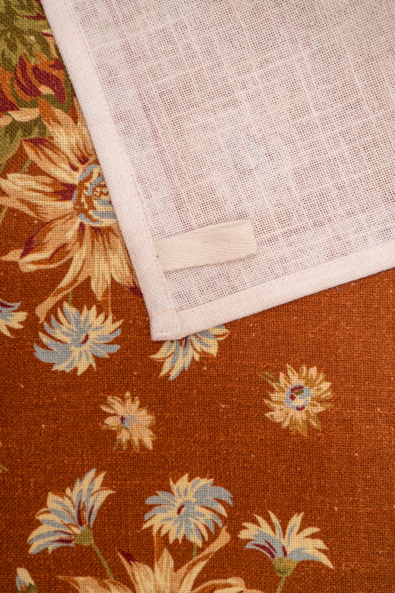 Marguerite Format Tea Towel