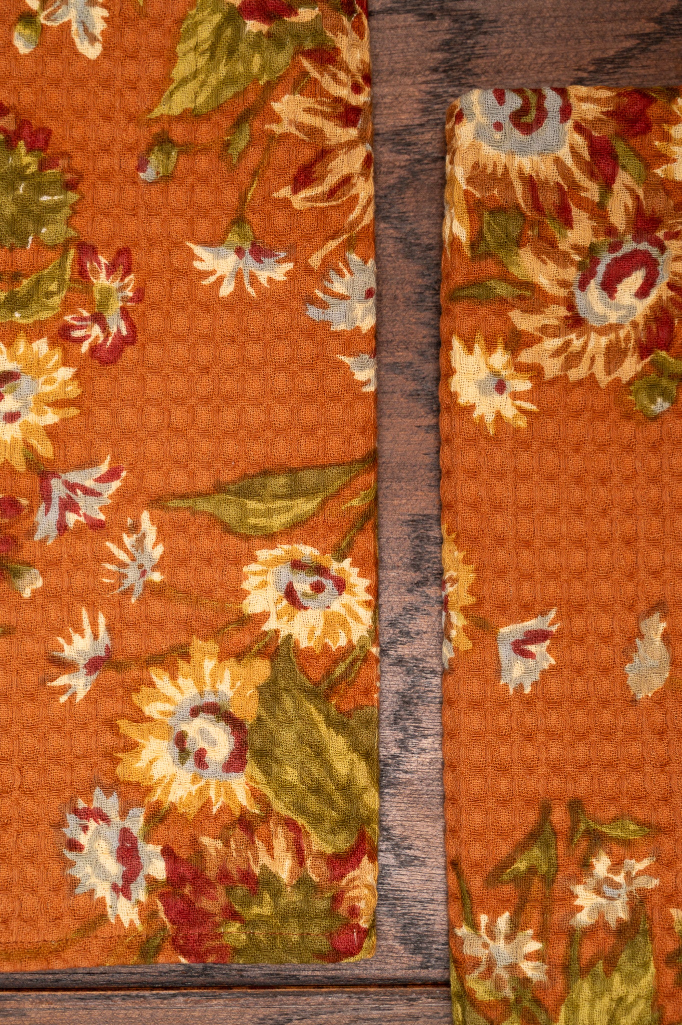 Marguerite Tea Towels, Set of 2