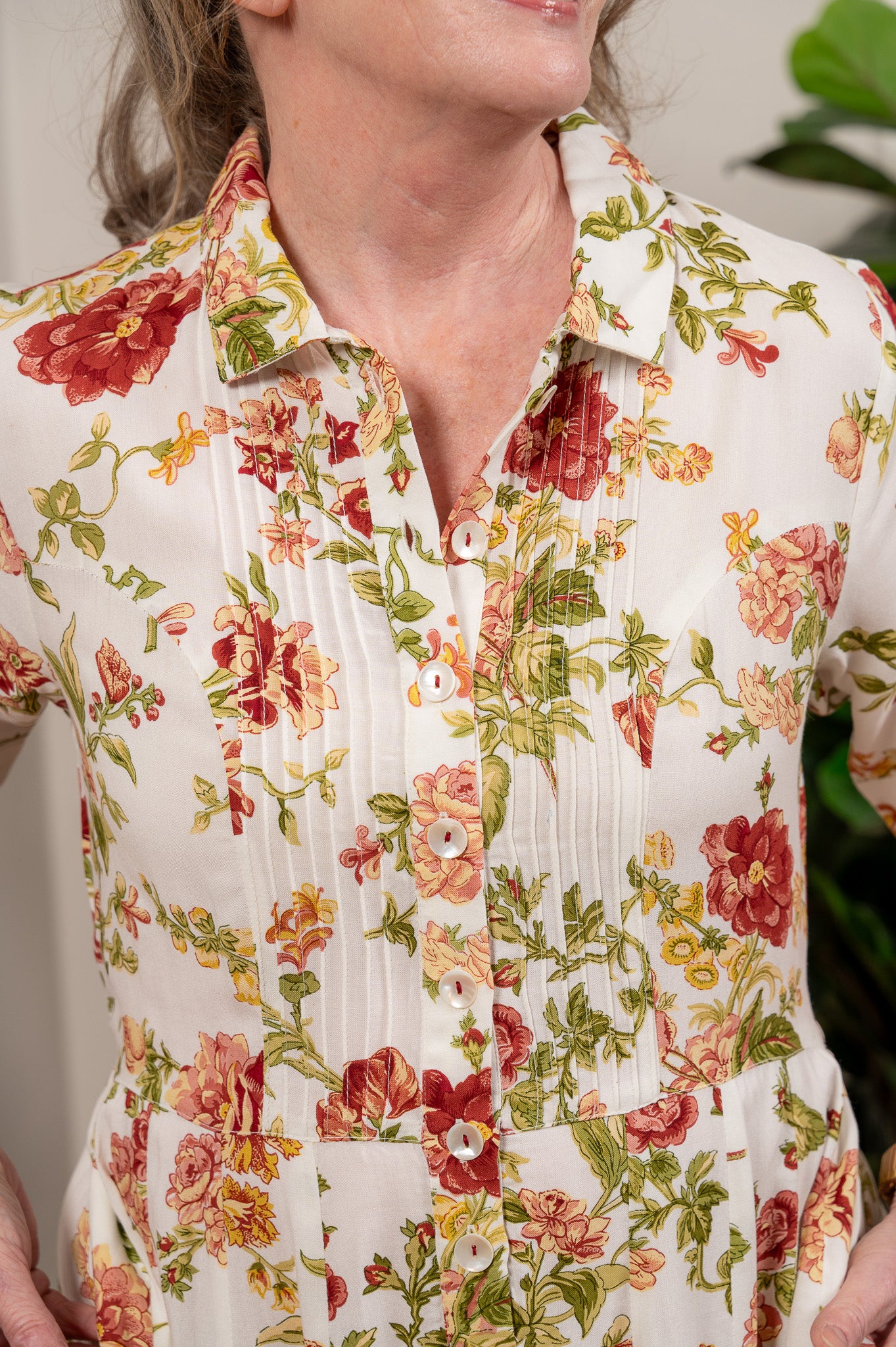 Milene Hostess Dress