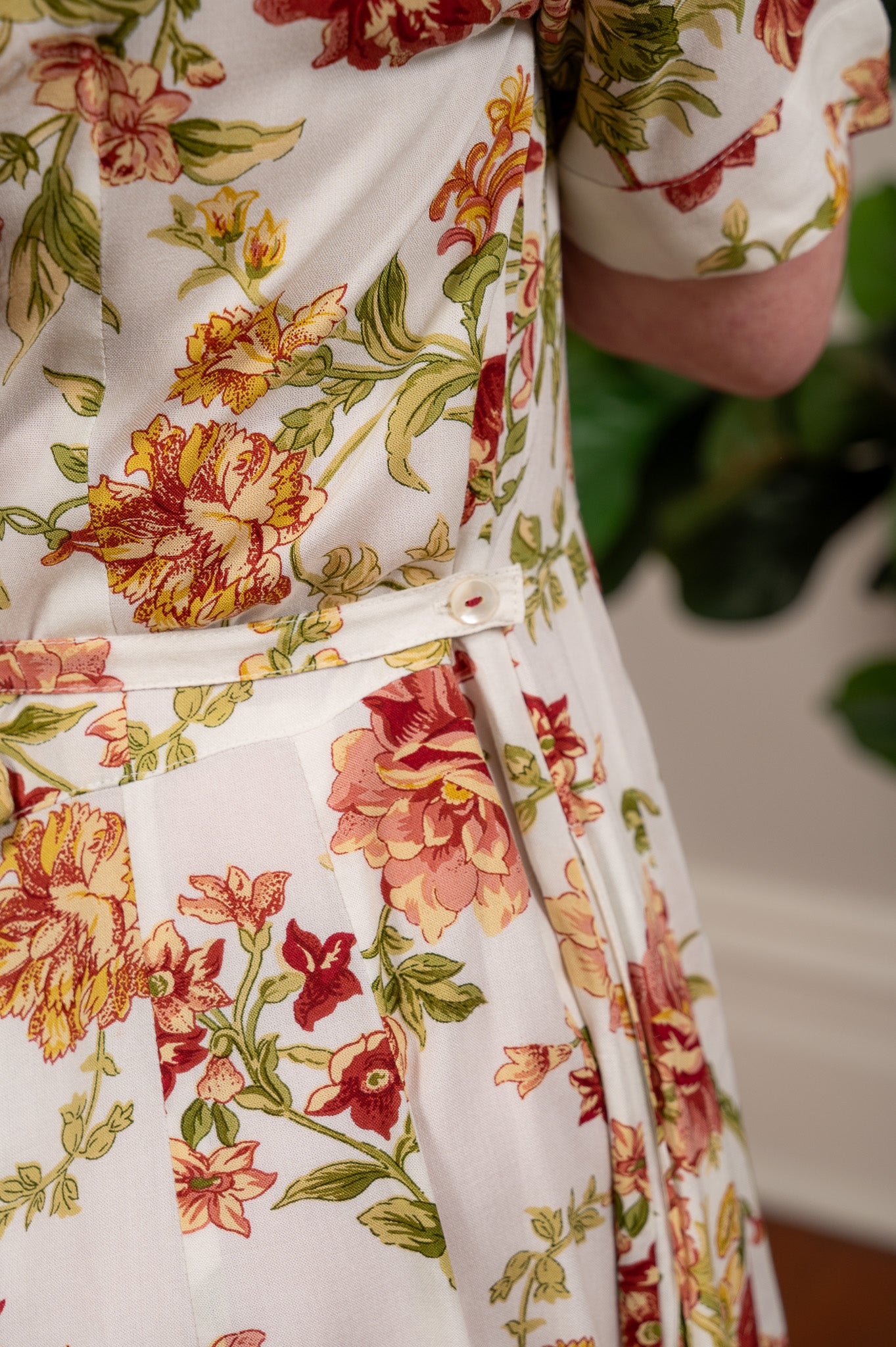 Milene Hostess Dress