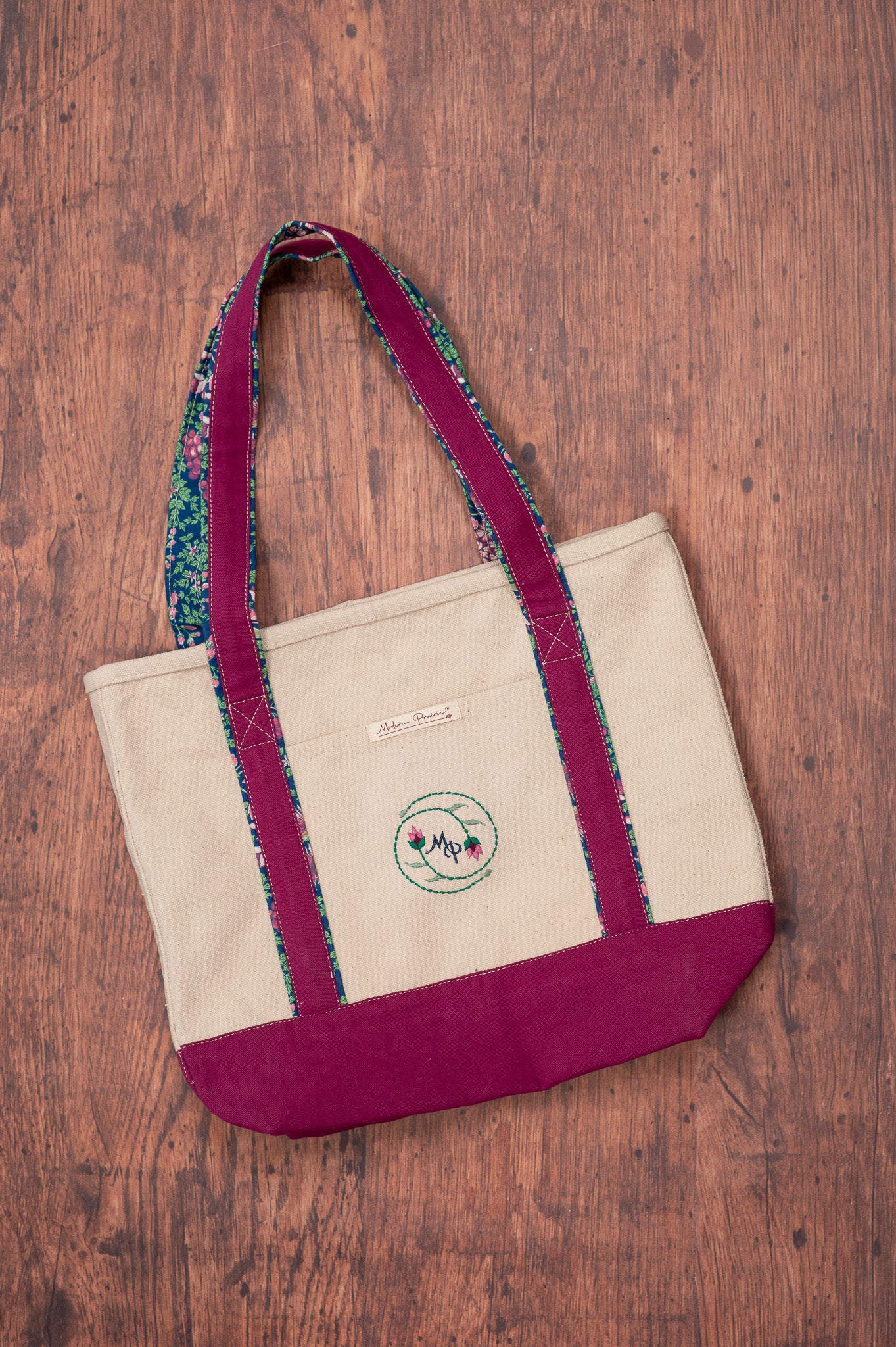 Prairie Essentials Tote Bag in Berry
