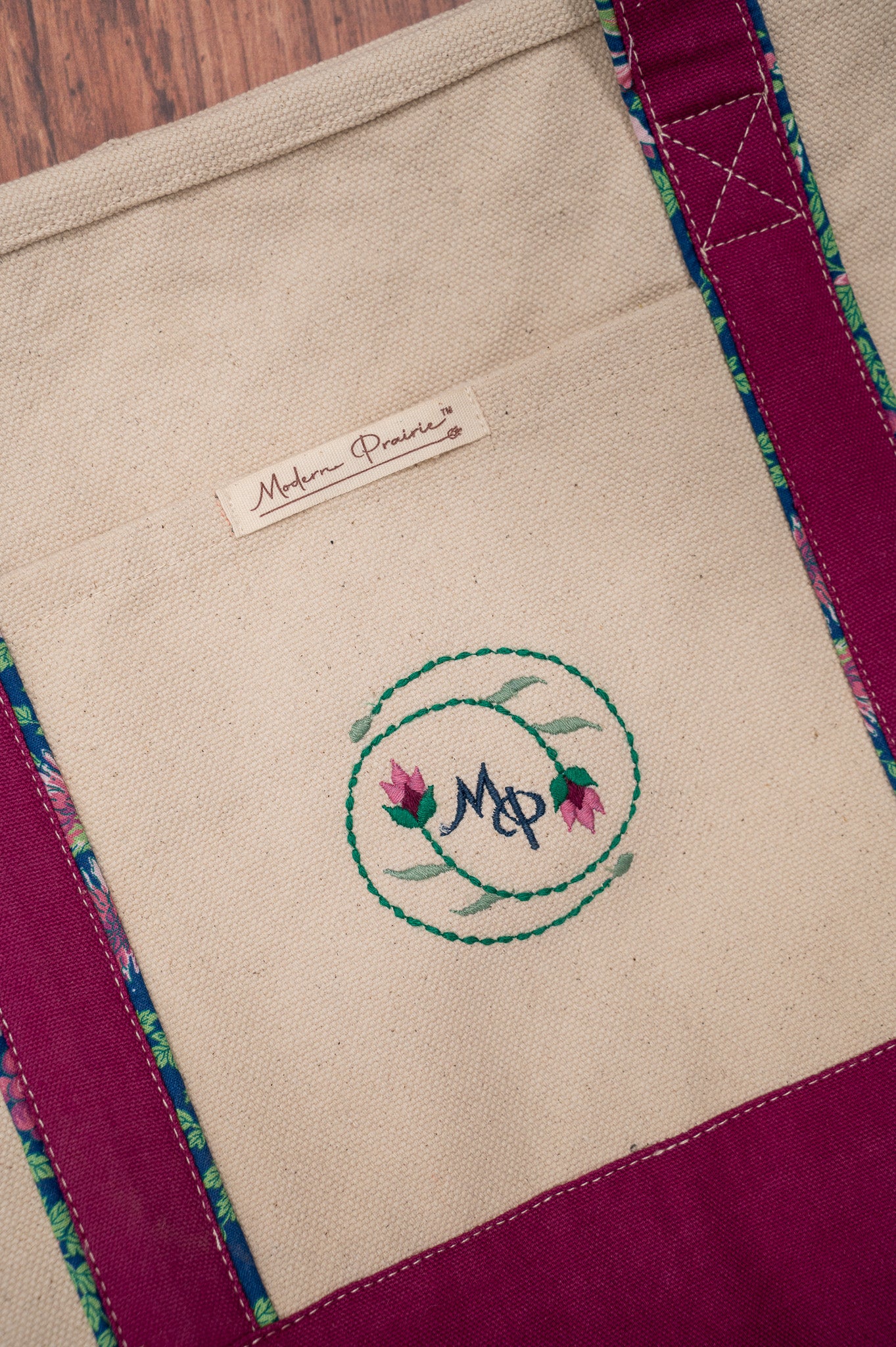 Prairie Essentials Tote Bag in Berry