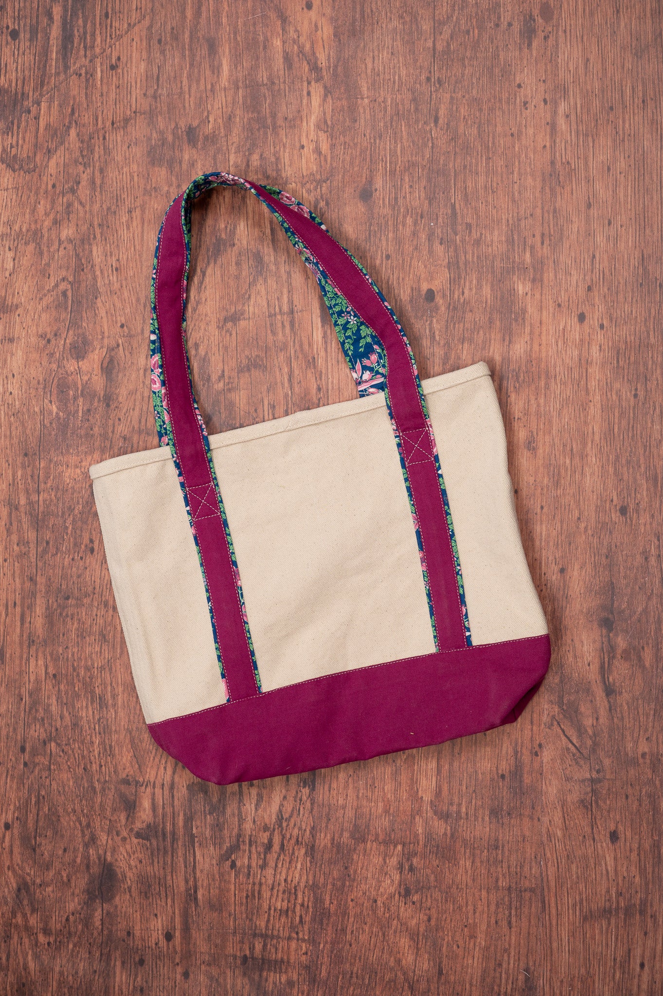 Prairie Essentials Tote Bag in Berry