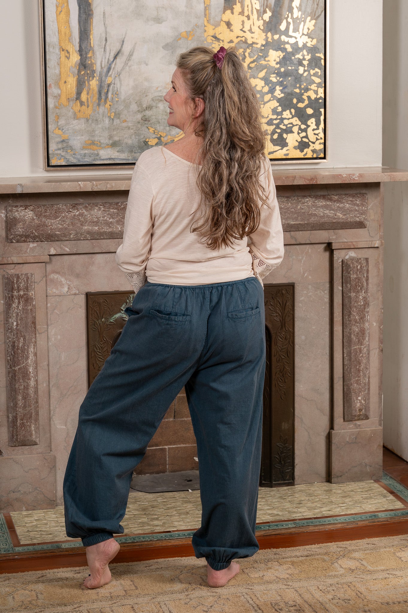 Oleson Embroidered Jogger in Navy