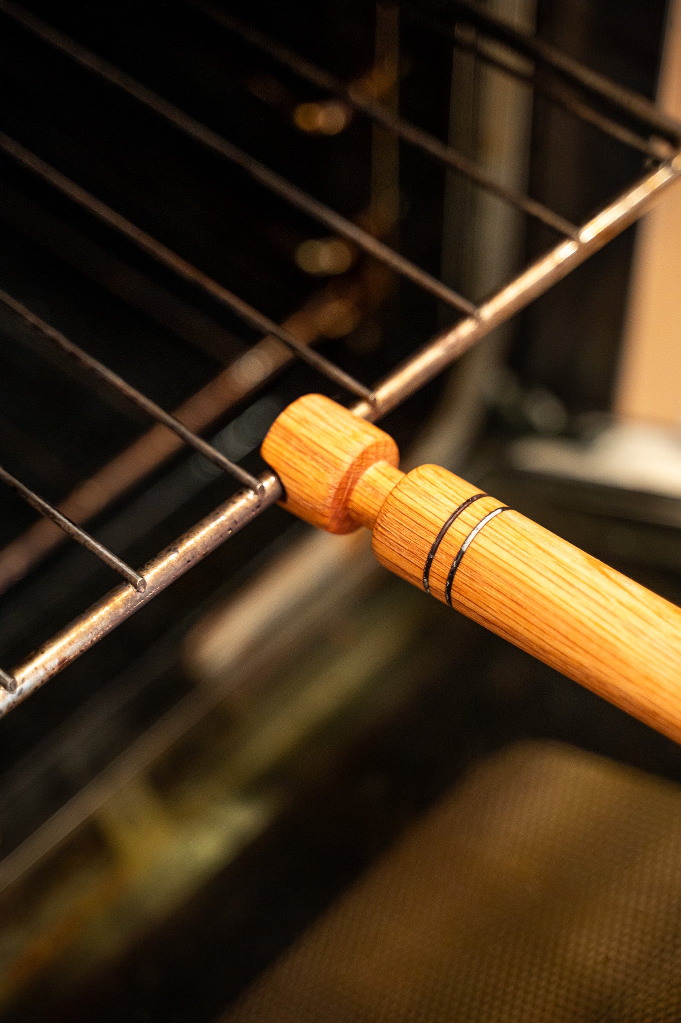 Oven Rack Push/Pull Wooden Tool