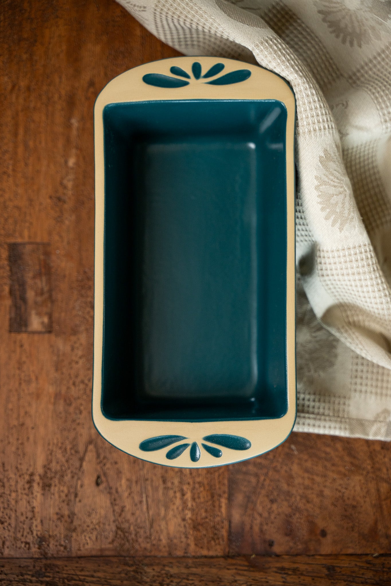 The Perfect Loaf Pan in Baltic Blue