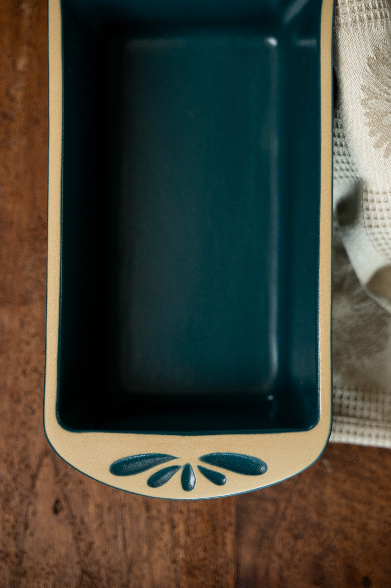 The Perfect Loaf Pan in Baltic Blue