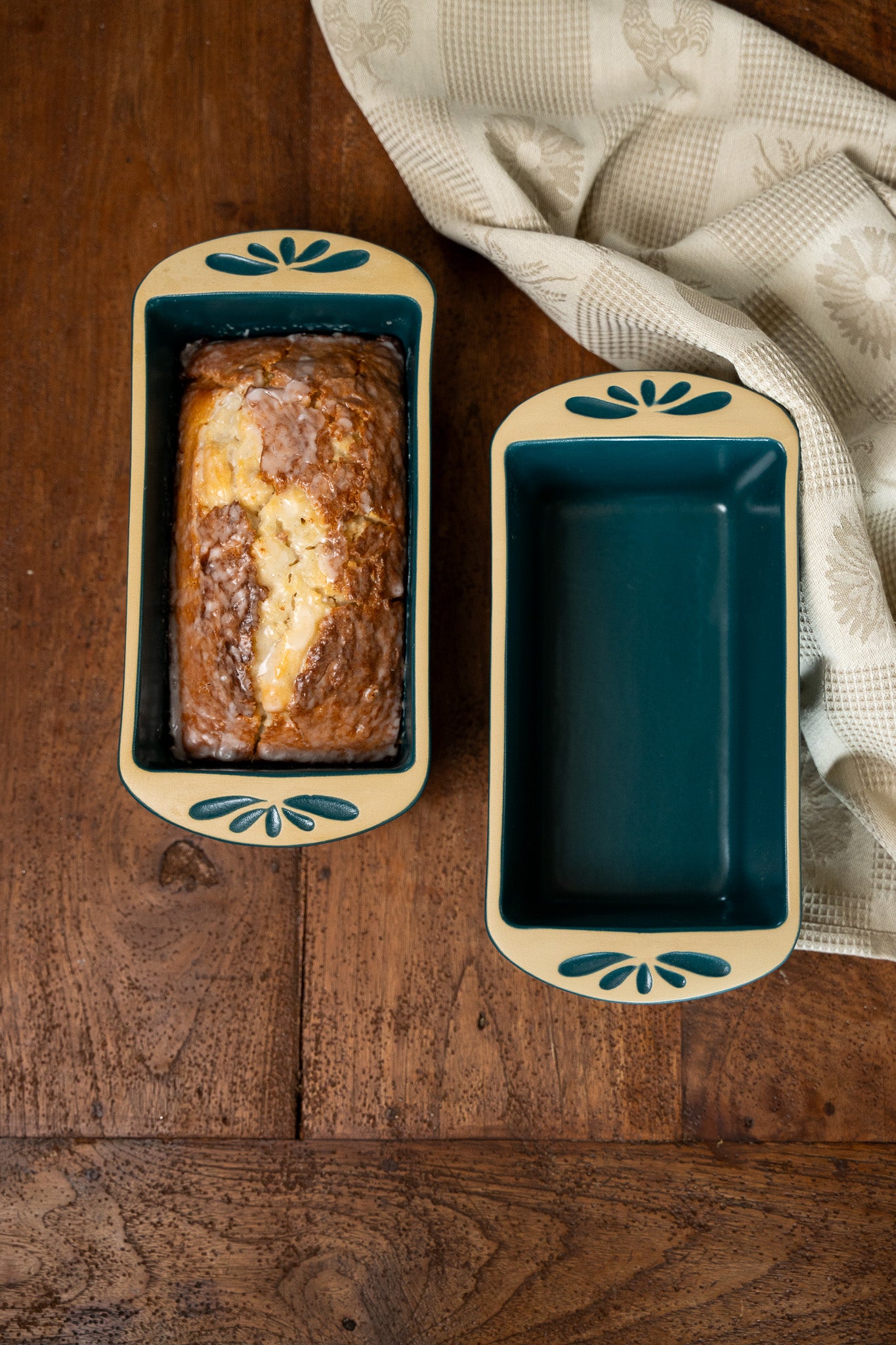 The Perfect Loaf Pan in Baltic Blue