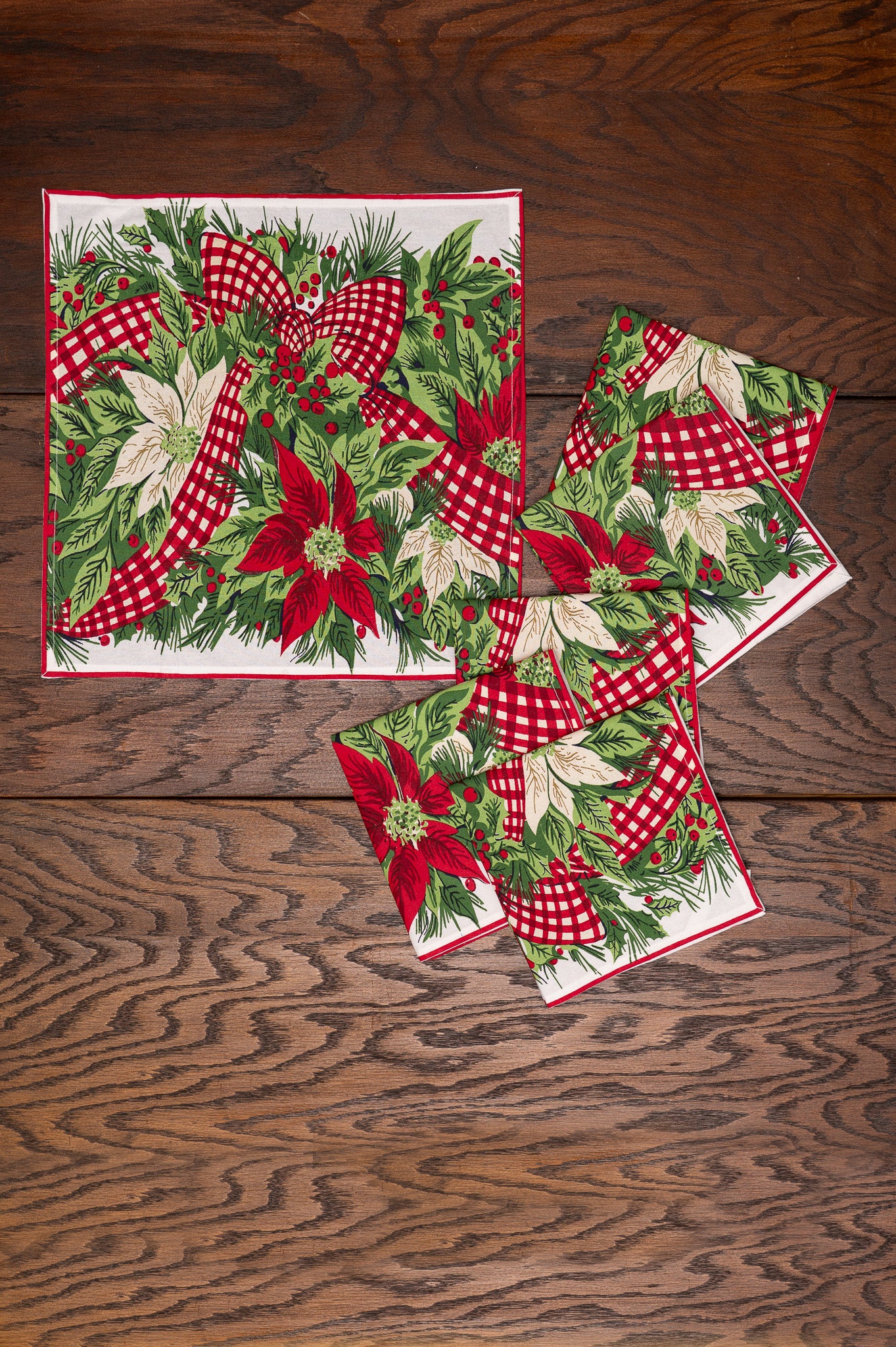 Christmas Cottage Poinsettia Luncheon Napkins, Set of 6