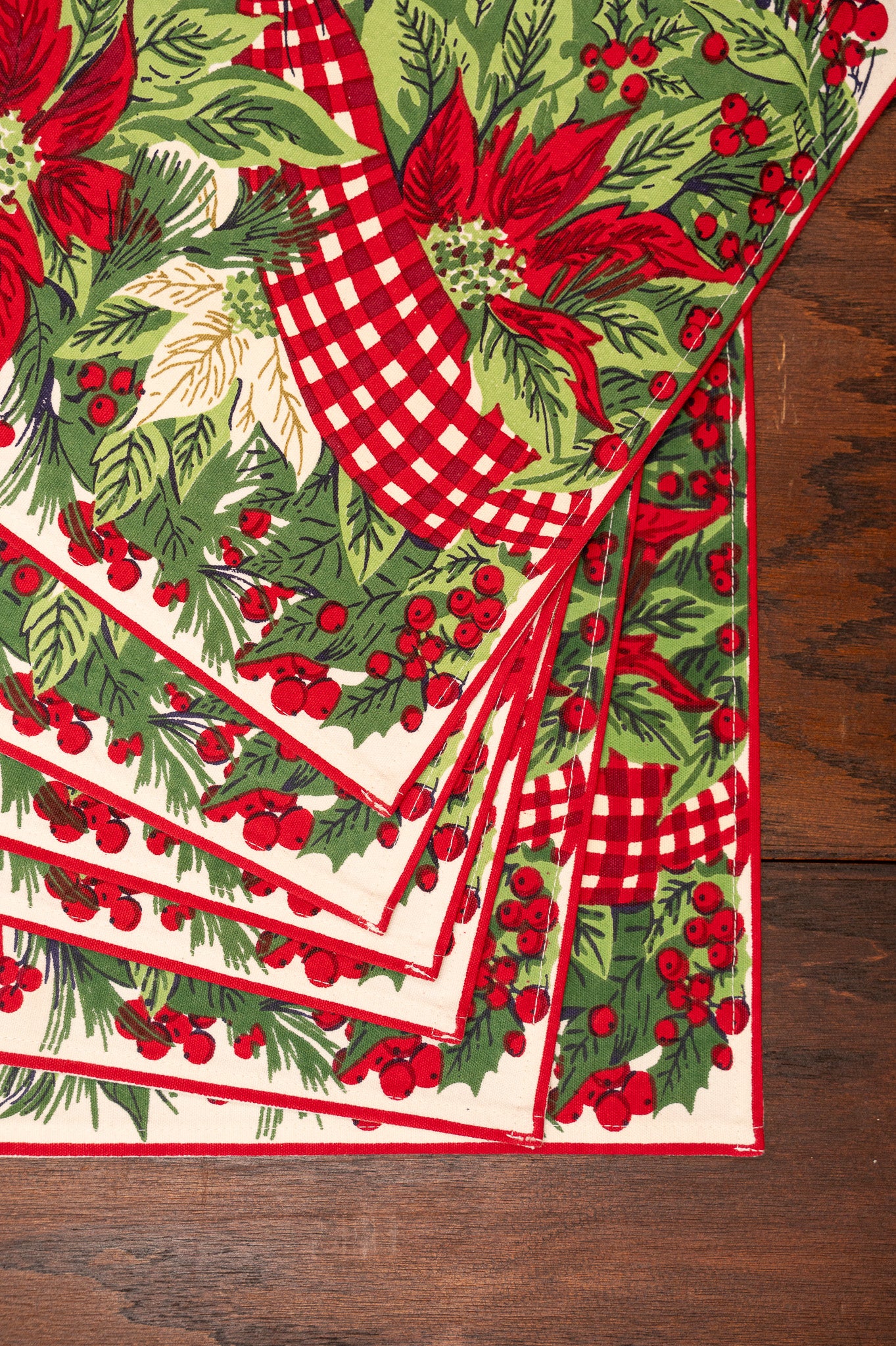 Christmas Cottage Poinsettia Placemat, Set of 6