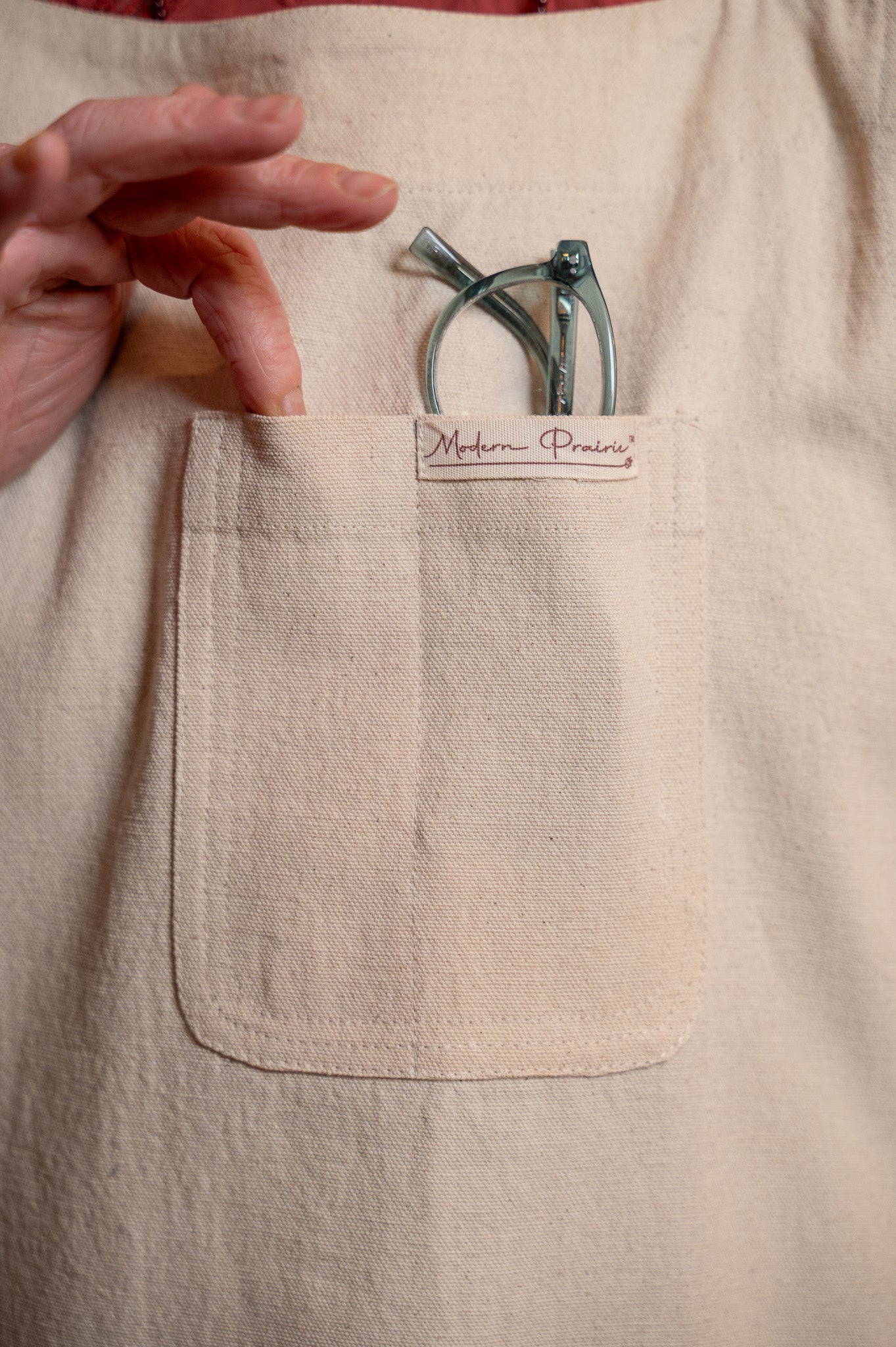 Prairie Essentials Apron in Natural