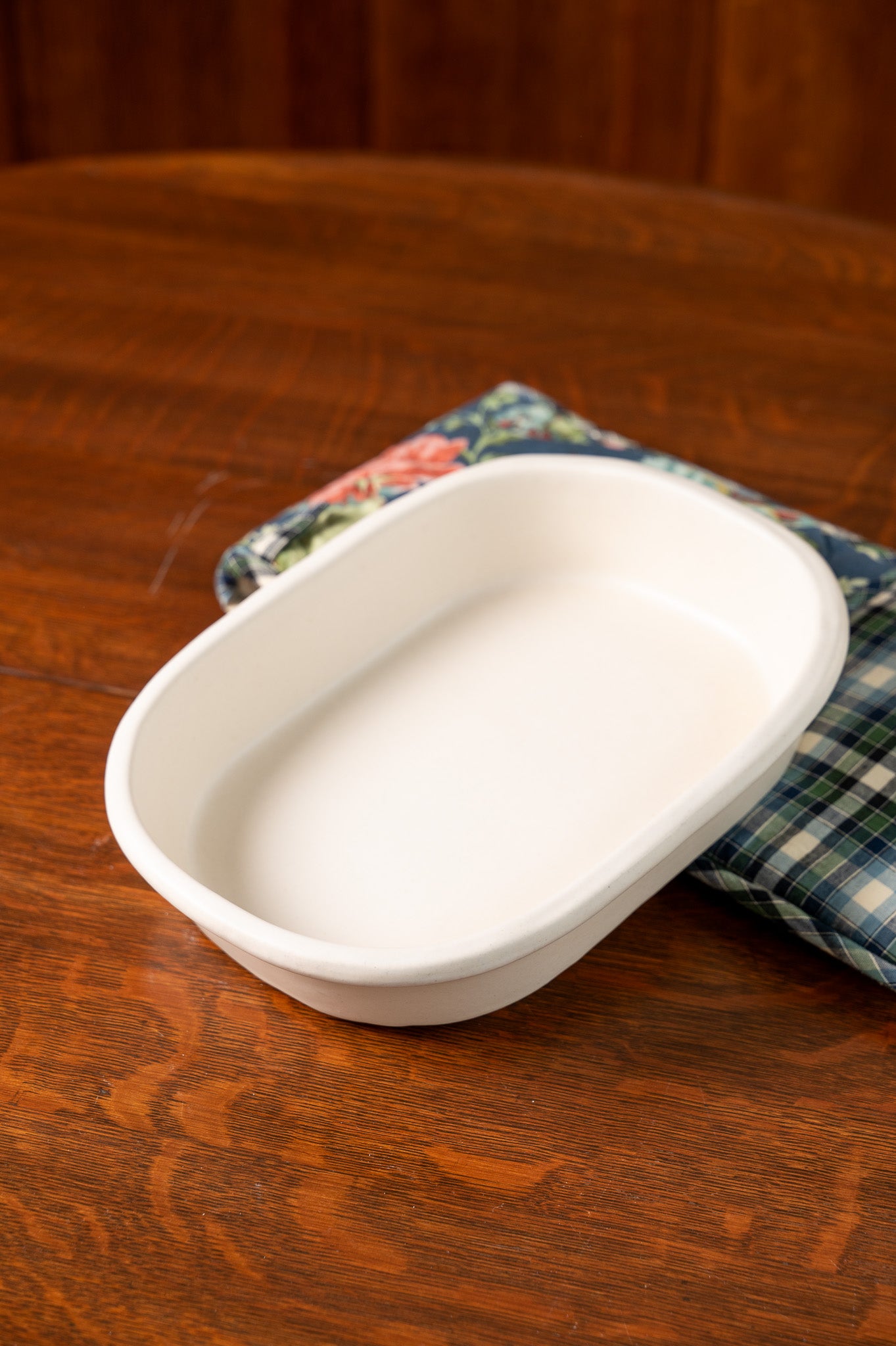 Prairie Linen Oval Casserole Dish