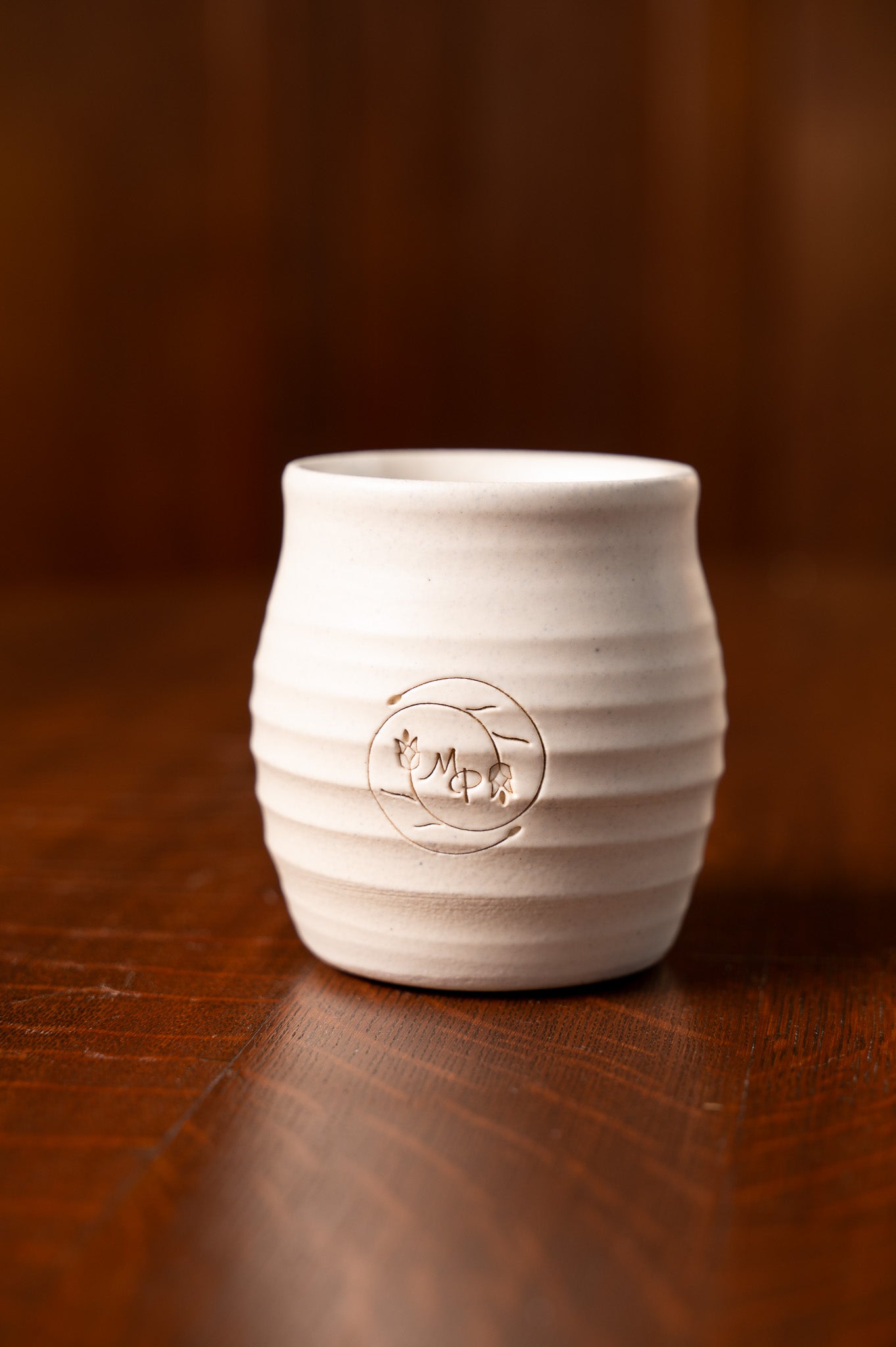 MP Stamped Candle Crock in Prairie Linen - Cashmere Plum Scent