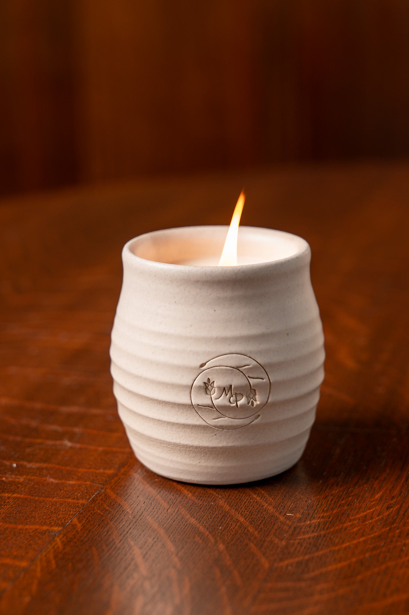MP Stamped Candle Crock in Prairie Linen - Cashmere Plum Scent