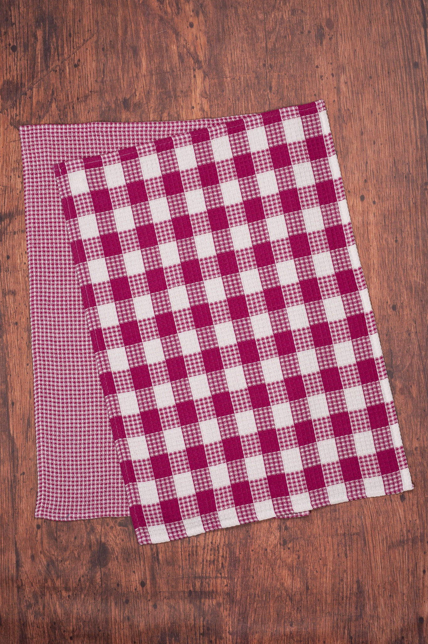Prairie Essentials Honeycomb Tea Towel in Berry Plaid, Set of 2