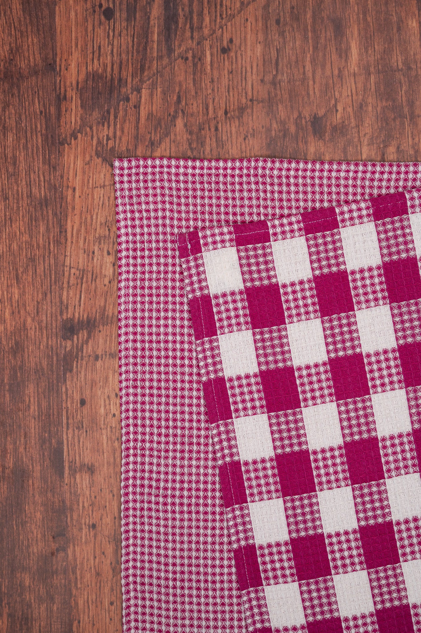 Prairie Essentials Honeycomb Tea Towel in Berry Plaid, Set of 2