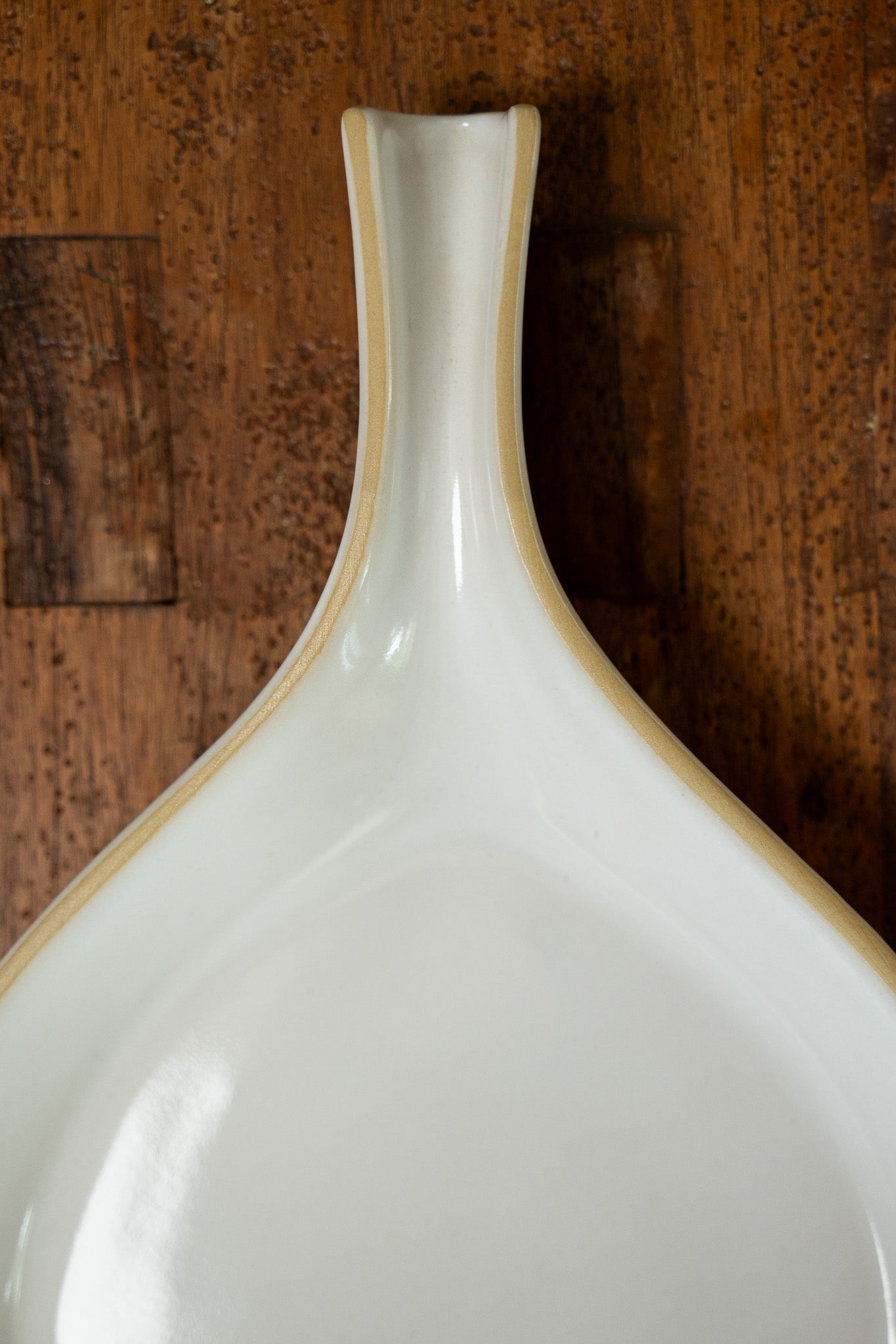 The Brookline Skillet Plate in Ivory