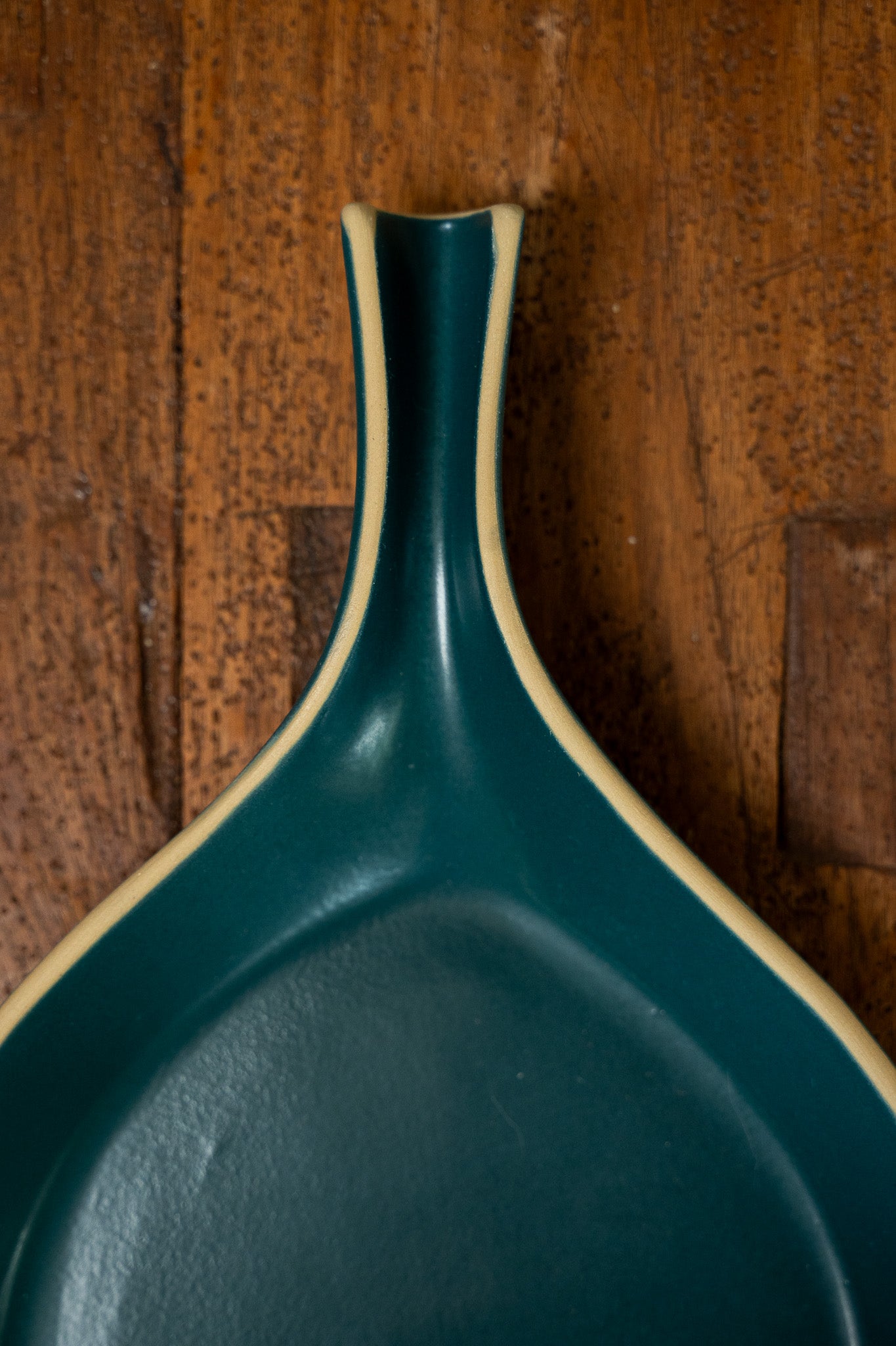 The Brookline Skillet Plate in Baltic Blue