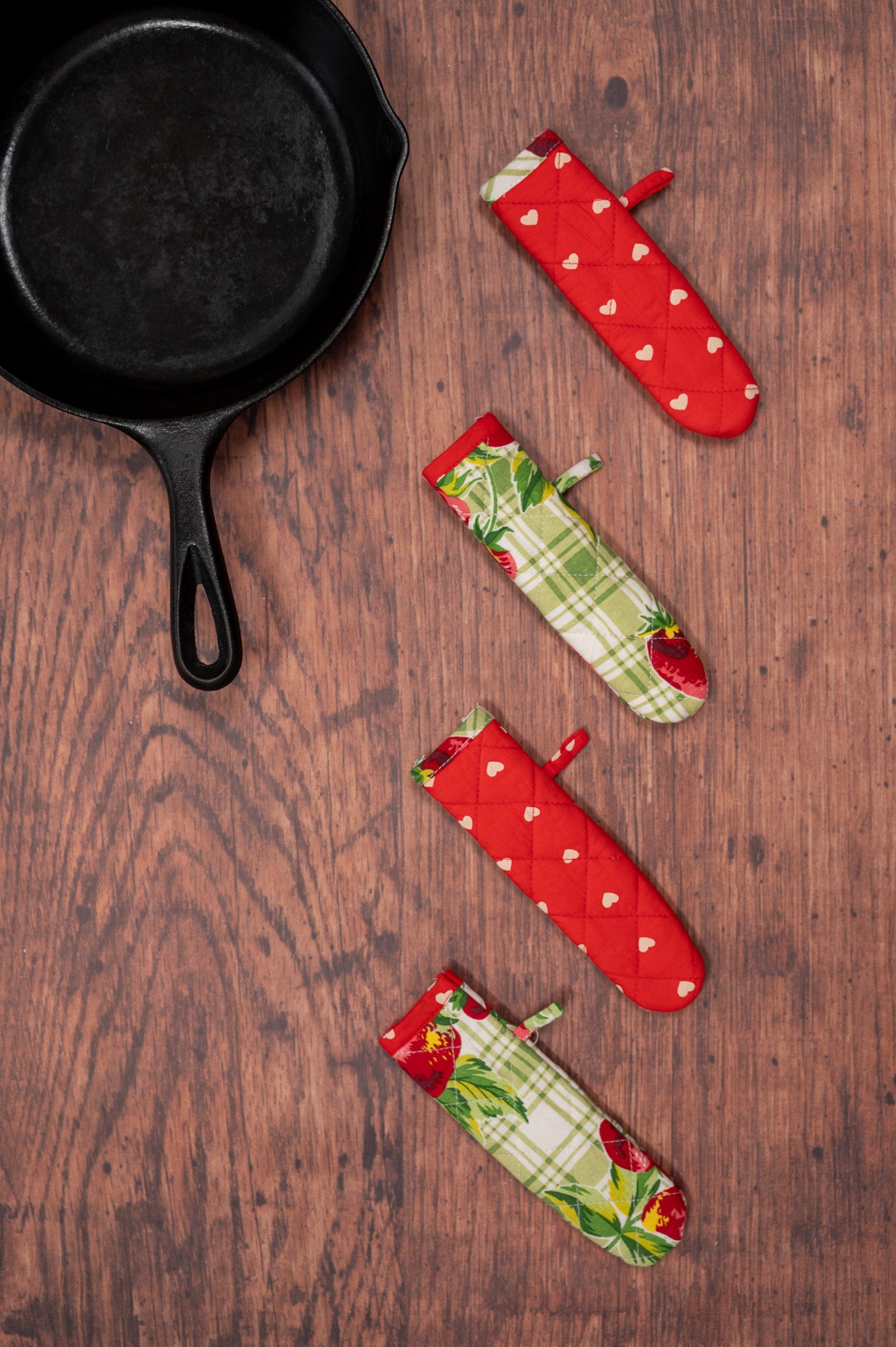 Strawberry Patchwork Skillet Handle Covers, Set of 4