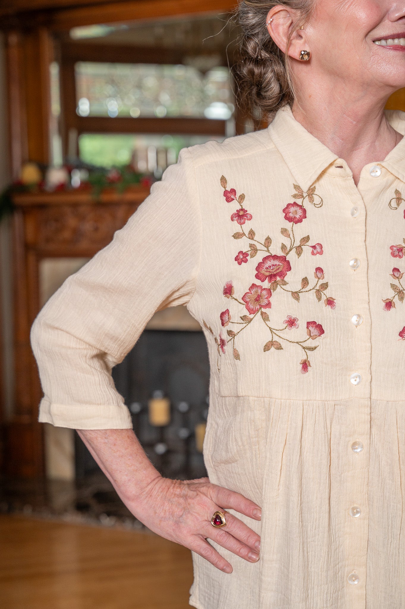 Flower Embroidered Blouse in Ecru