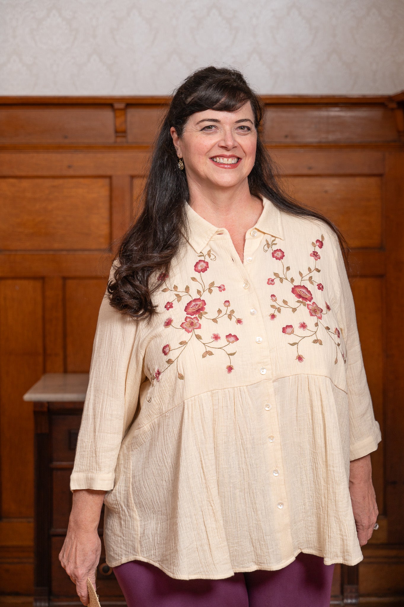 Flower Embroidered Blouse in Ecru