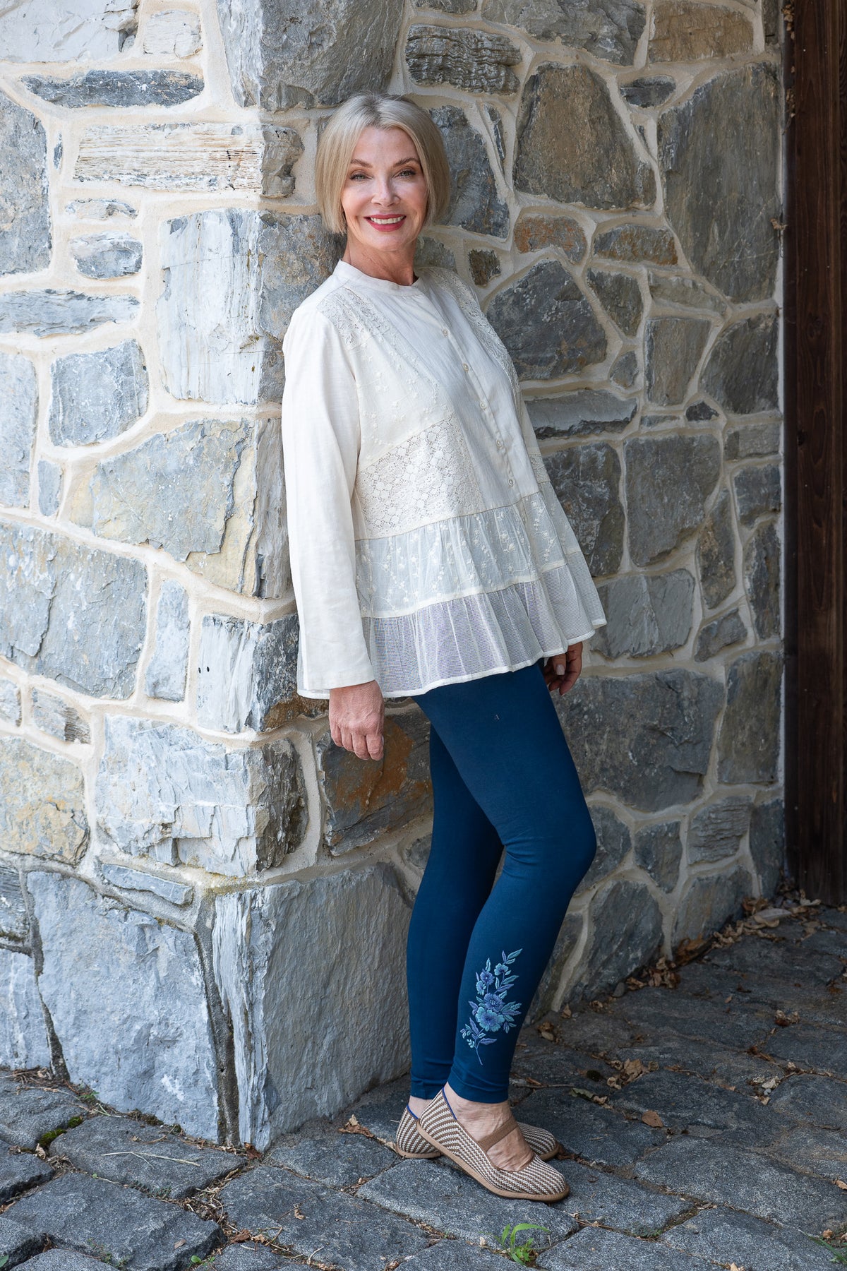 Tapestry Legging in Navy