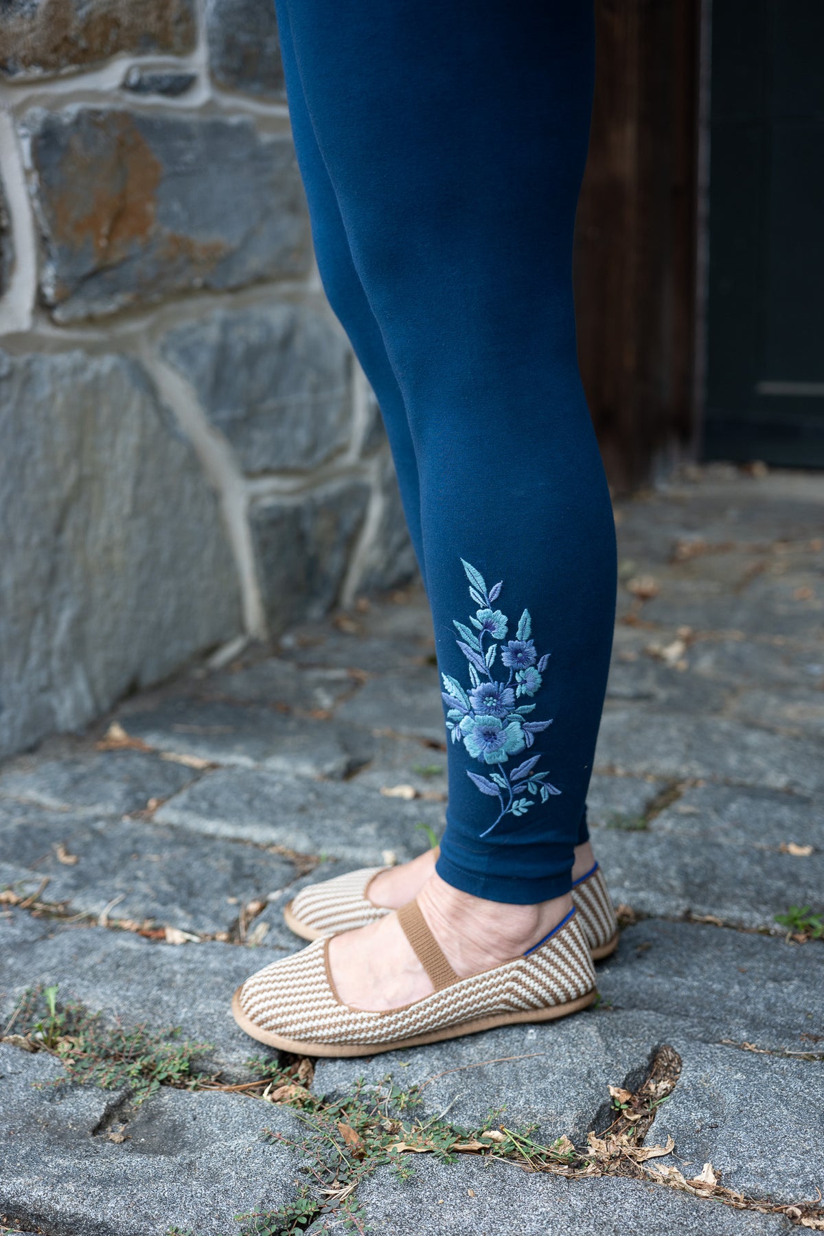 Tapestry Legging in Navy