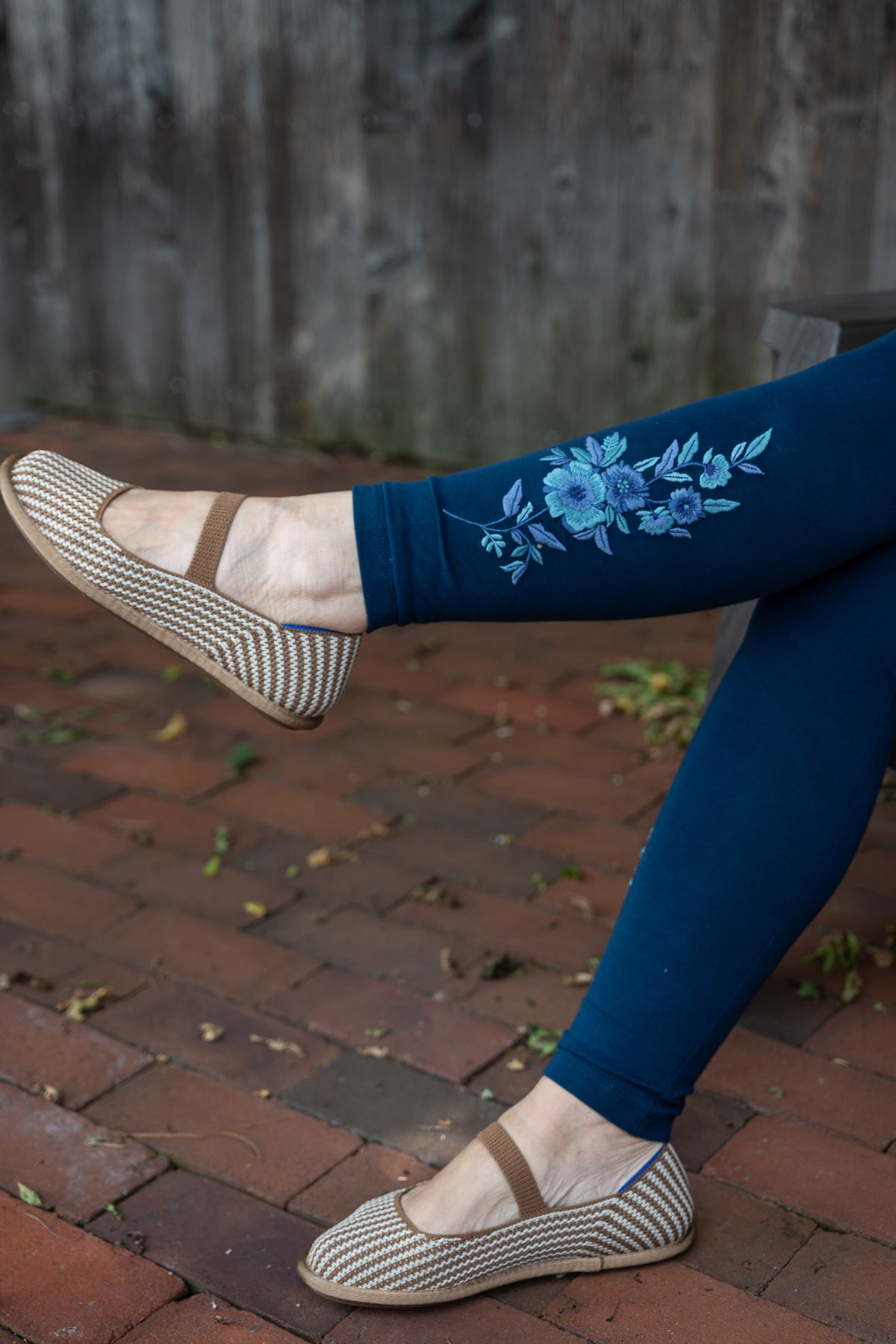 Tapestry Legging in Navy