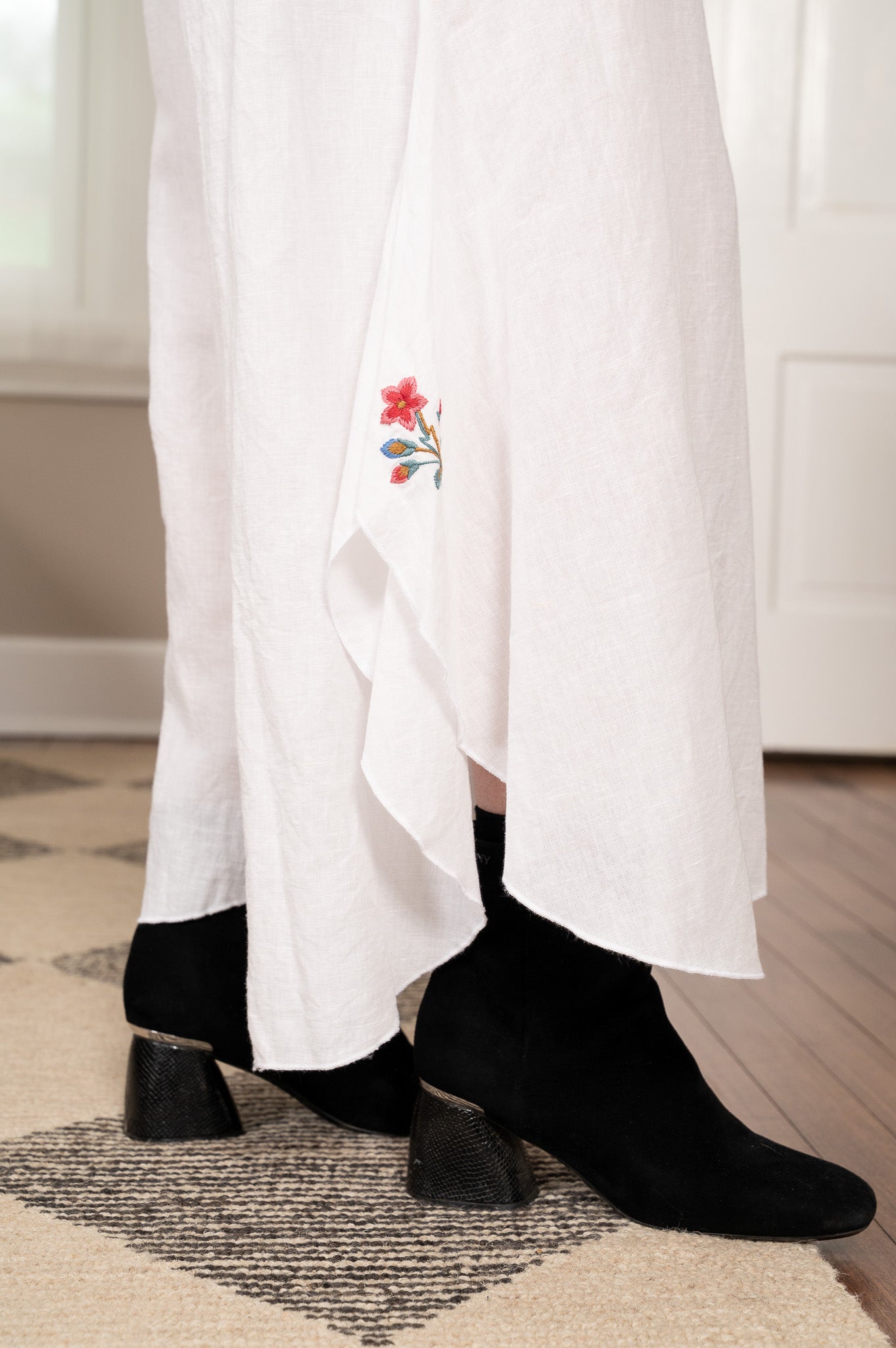 Vineyard Pant in White