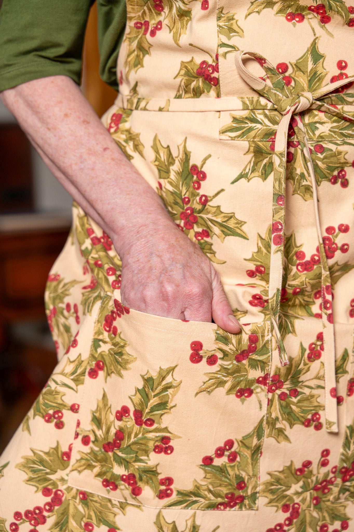 Holly Winterberry Chef Apron