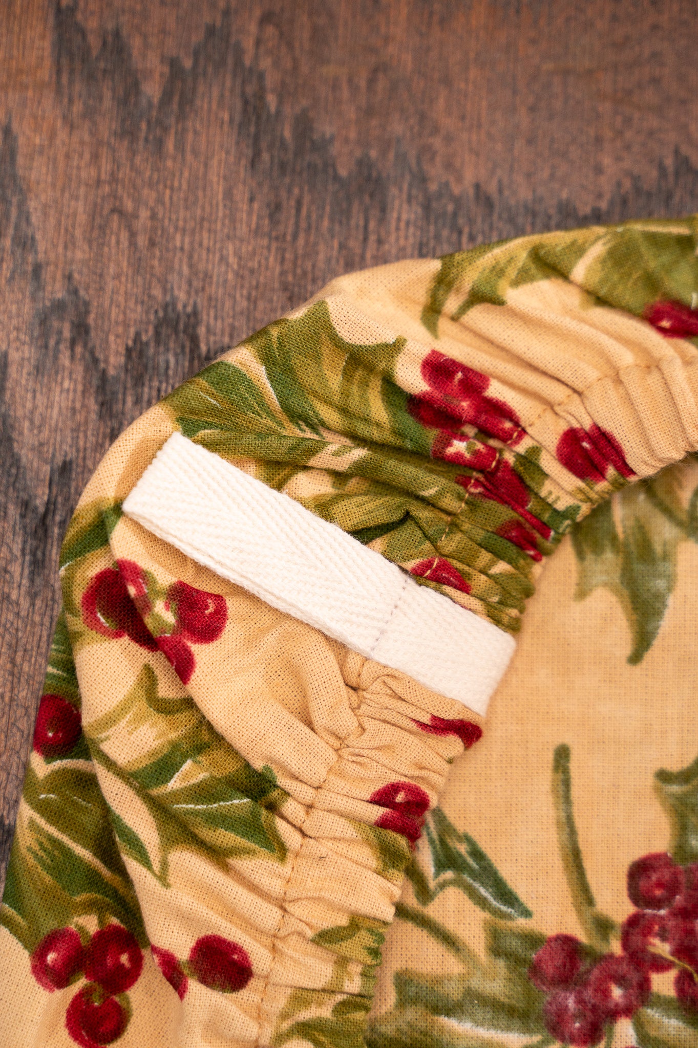 Holly Winterberry Casserole Covers, Set of 2