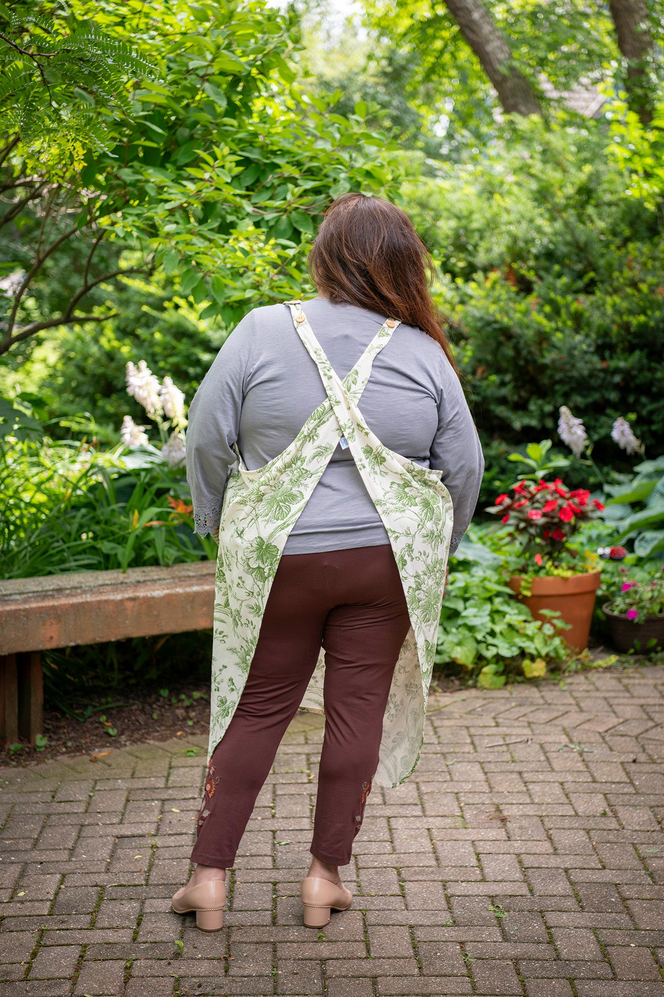 Bienvenue Farmhouse Apron