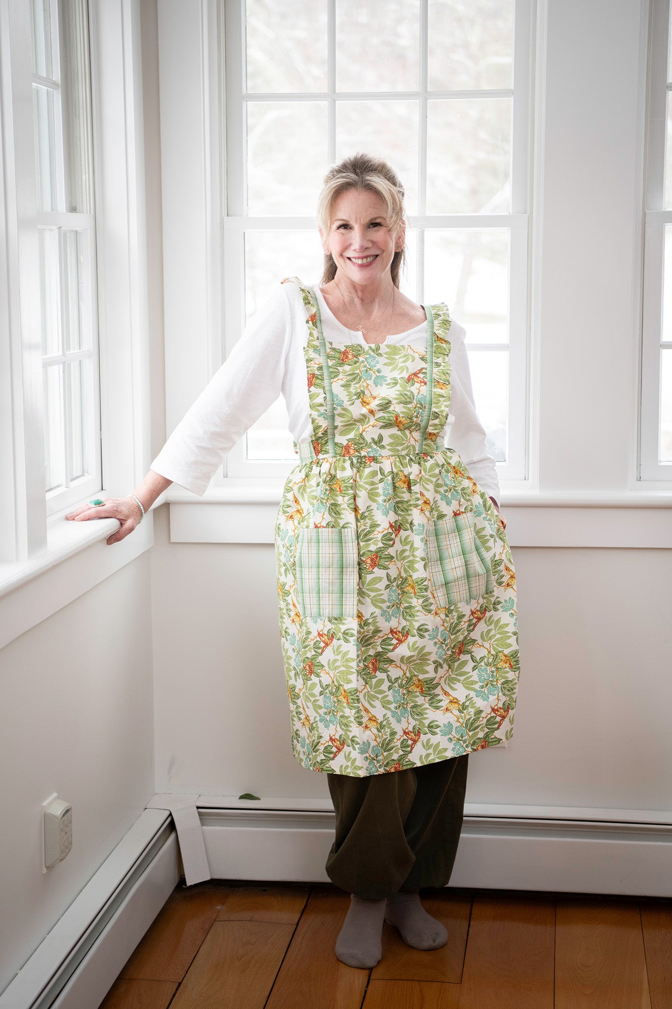 Butterfly Garden Ruffle Prairie Apron
