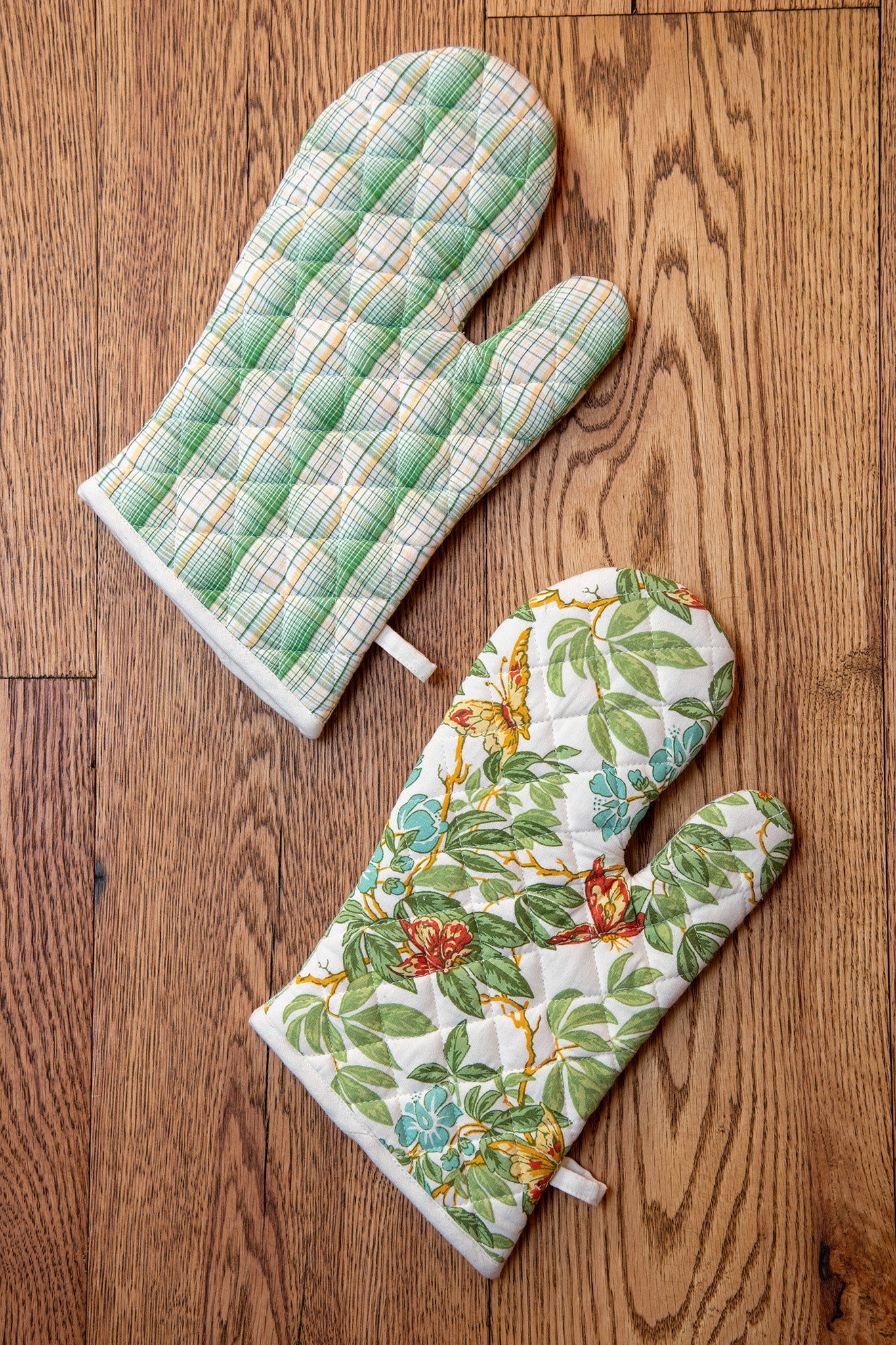 Butterfly Garden Oven Mitts, Set of 2