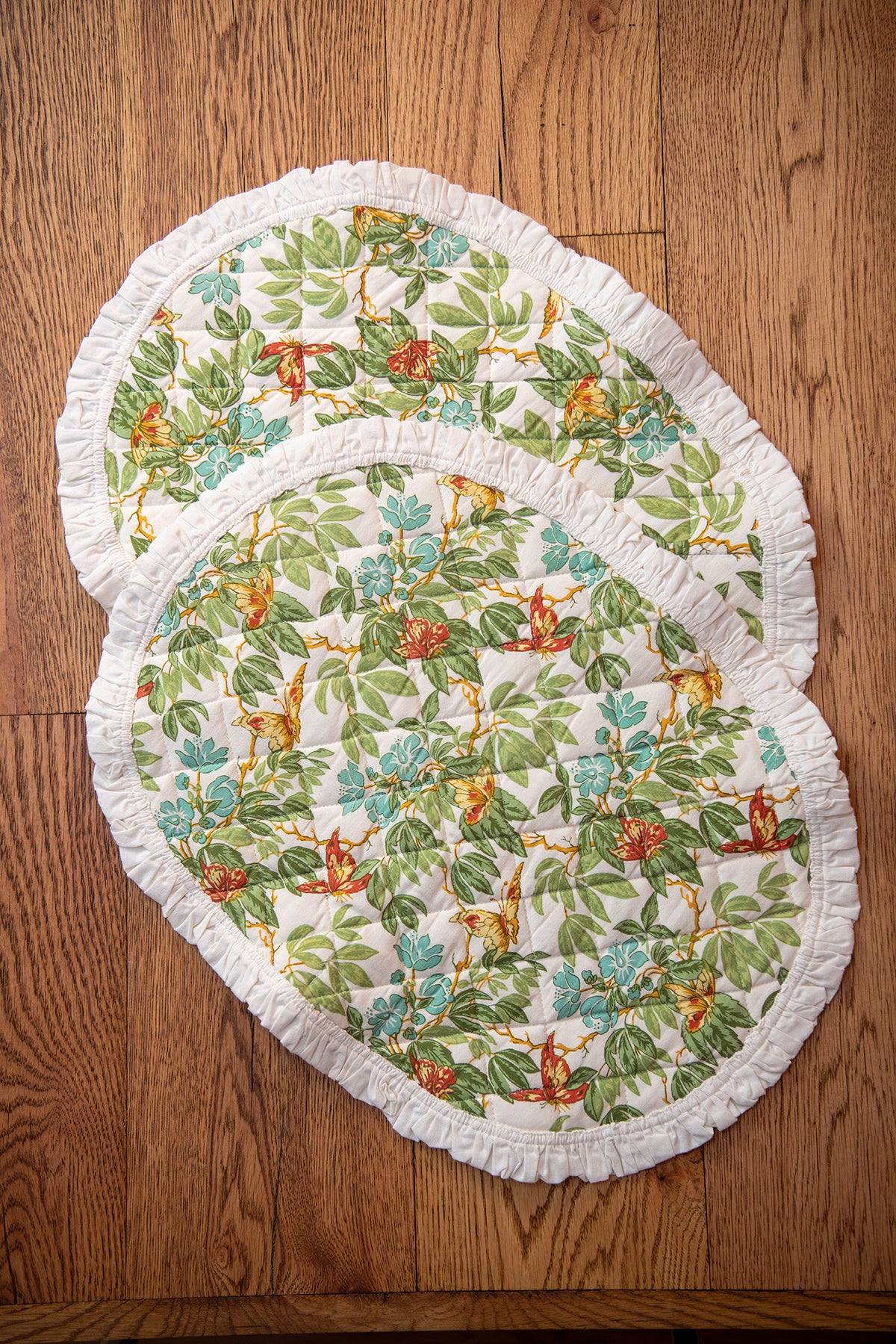 Hard Base Ruffle Mat Butterfly Garden Ruffle Placemats, Set of 2 - Modern Prairie Inc.