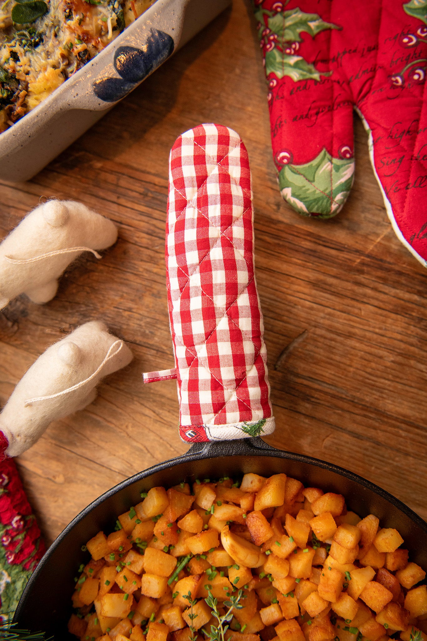 Christmas Cottage Skillet Handle, Set of 4